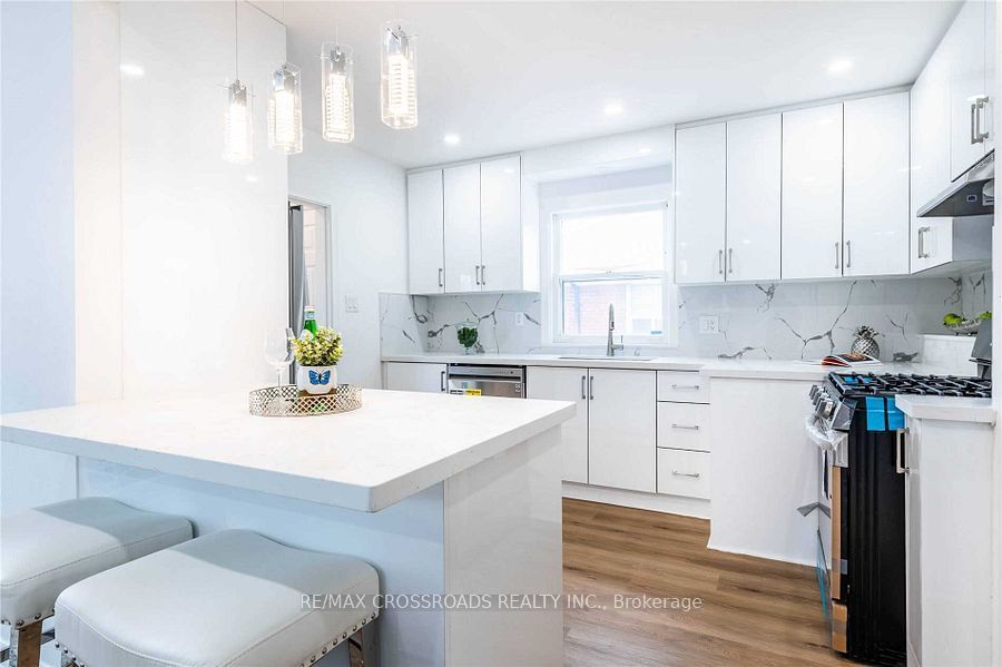 6 Larkhall Avenue Property Photo 10