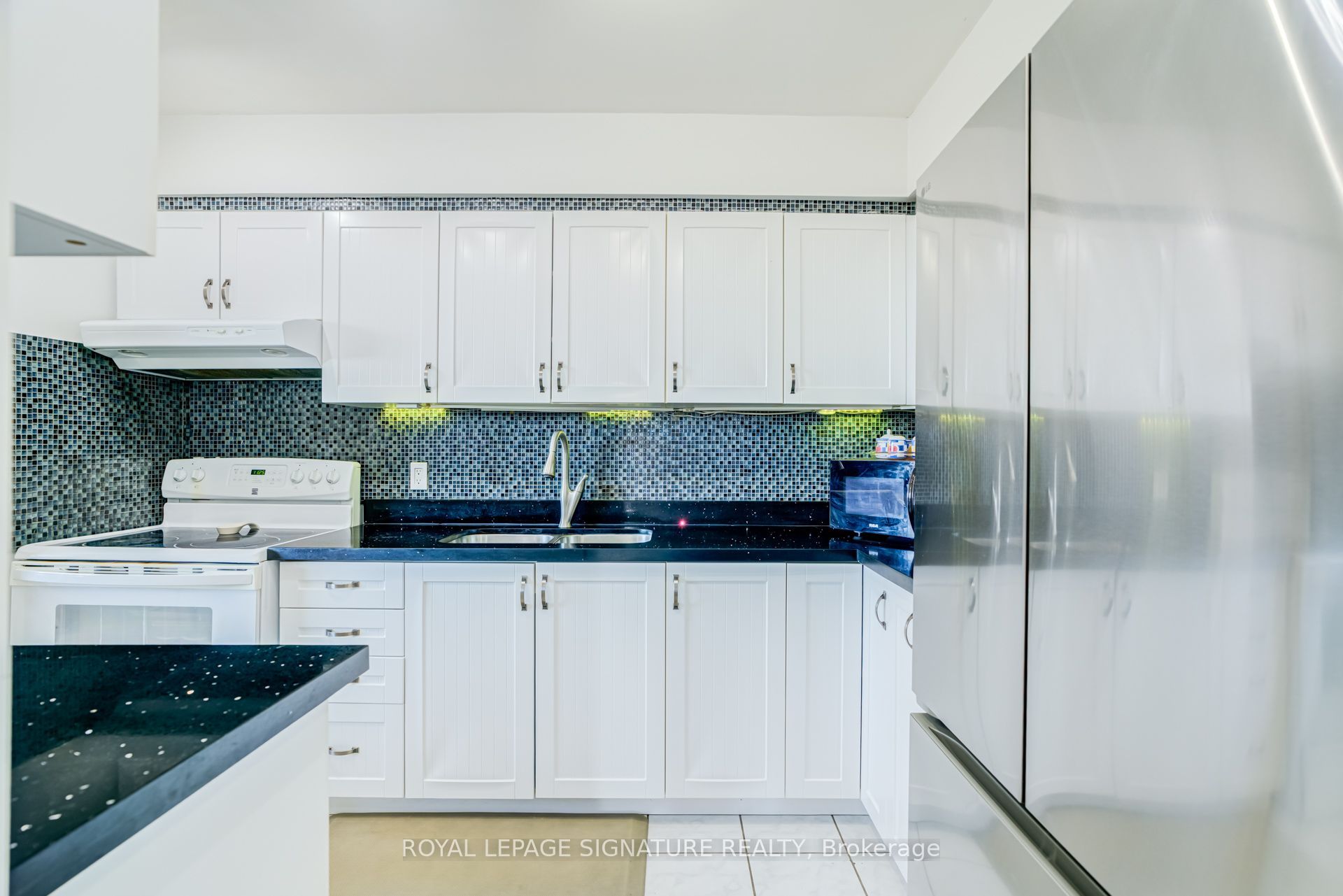 2550 Pharmacy Avenue 812 Property Photo 12