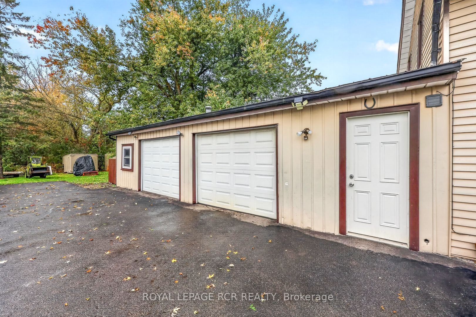 22984 Highway 12 Road Property Photo 7
