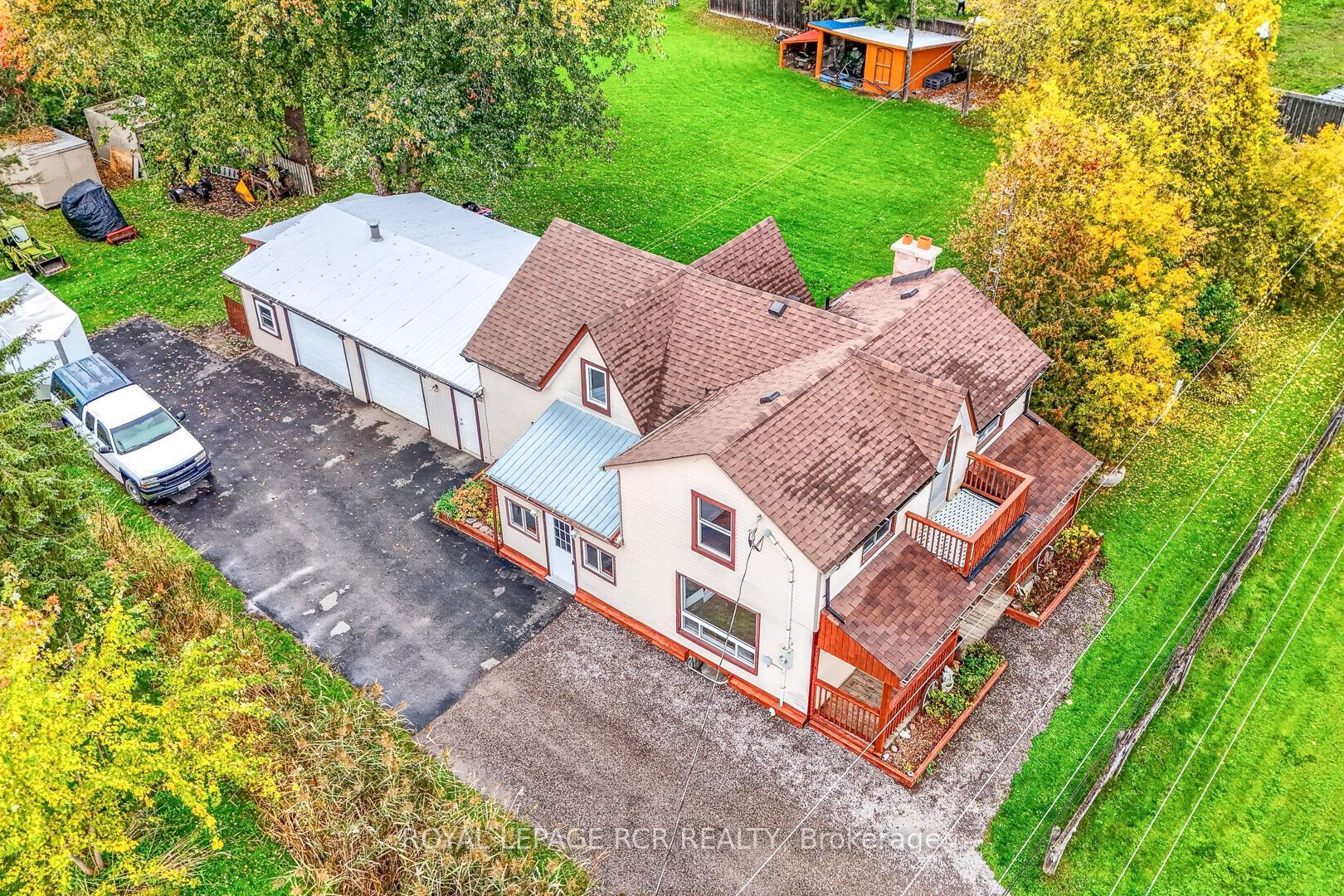 22984 Highway 12 Road Property Photo 11