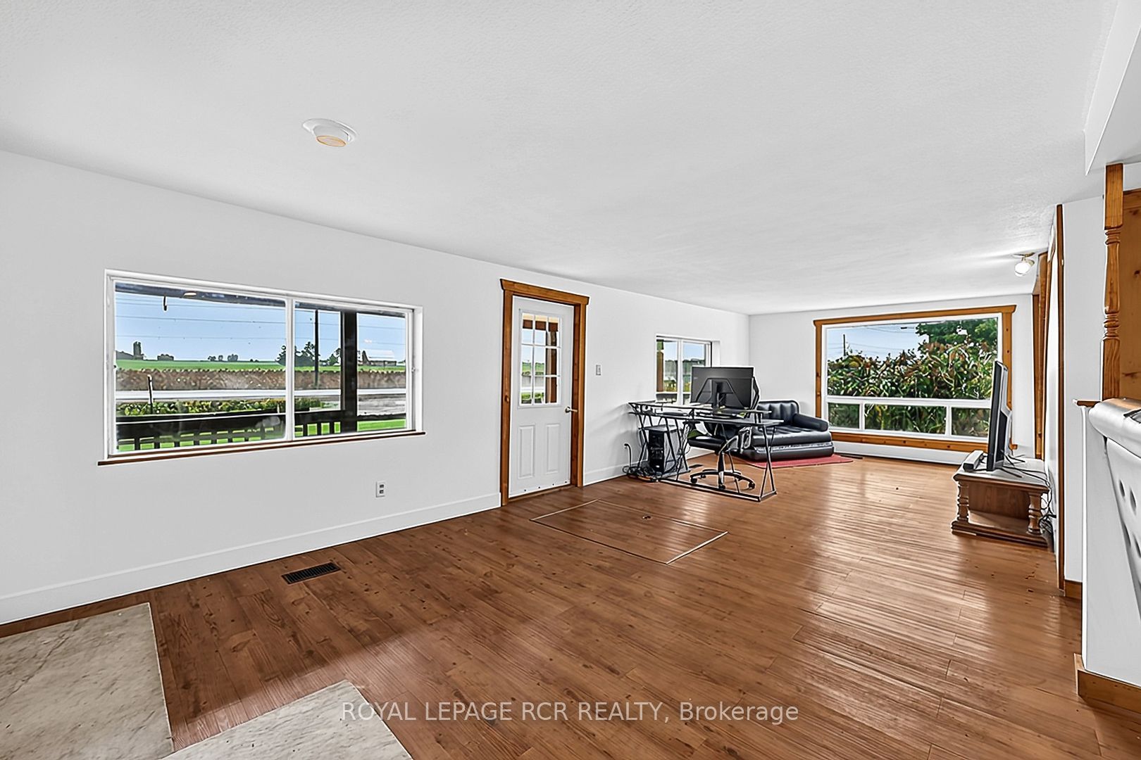 22984 Highway 12 Road Property Photo 17