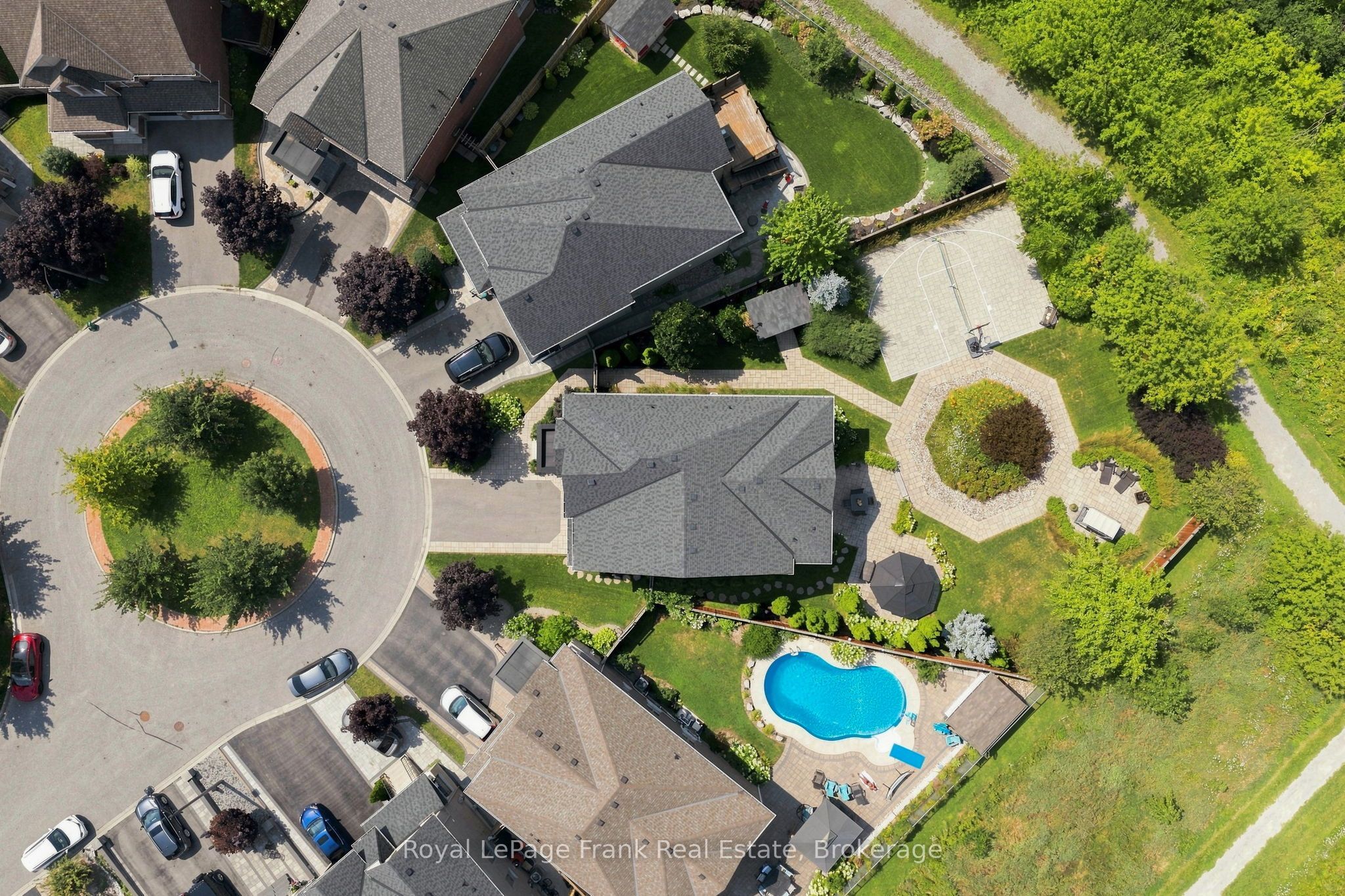 218 Arctic Actress Court Property Photo 2