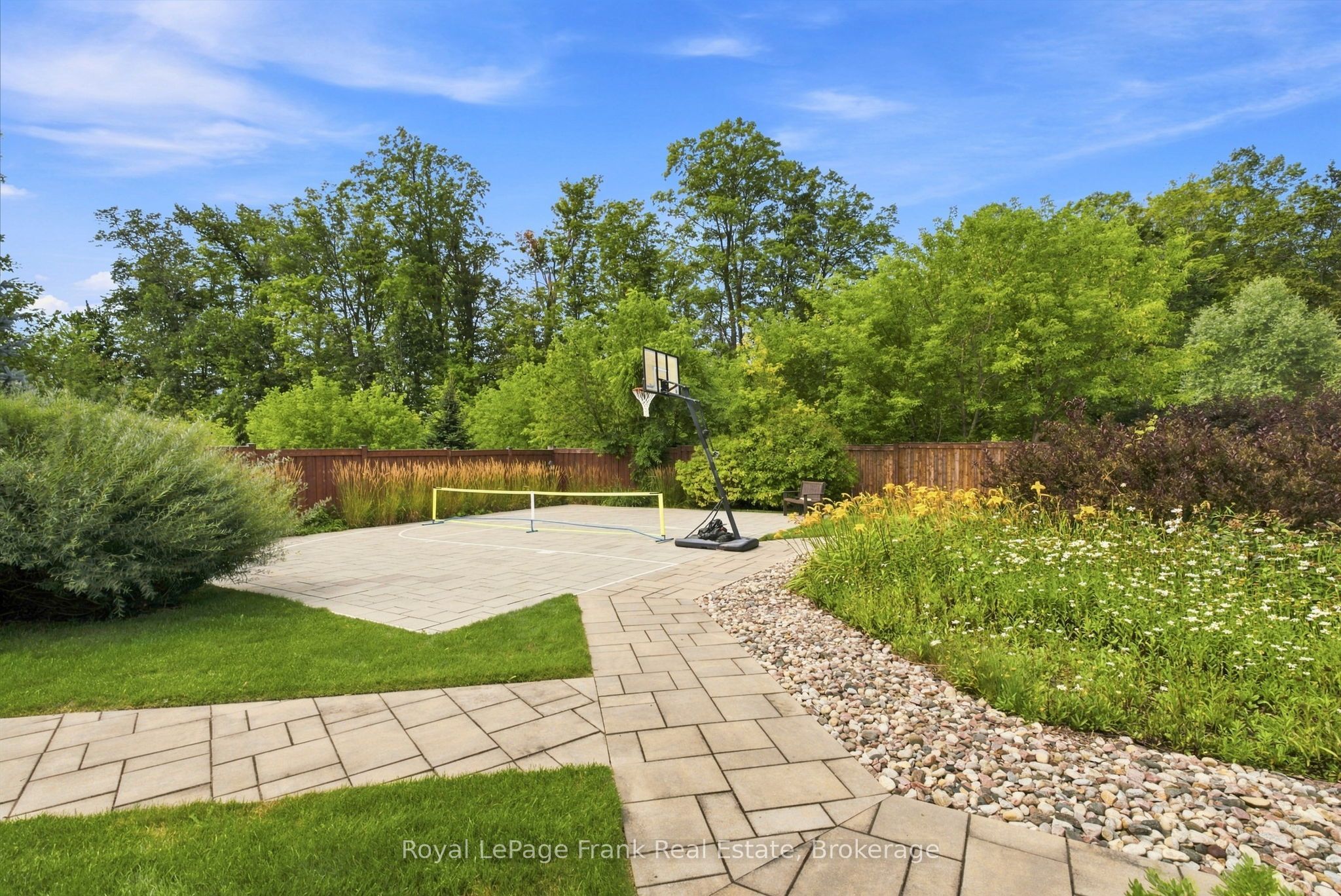 218 Arctic Actress Court Property Photo 7