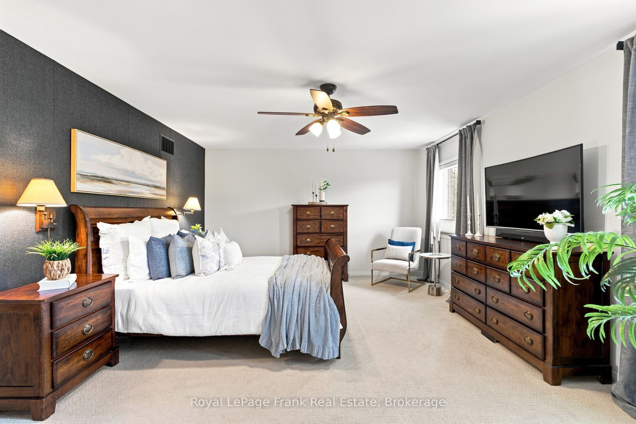 218 Arctic Actress Court Property Photo 25