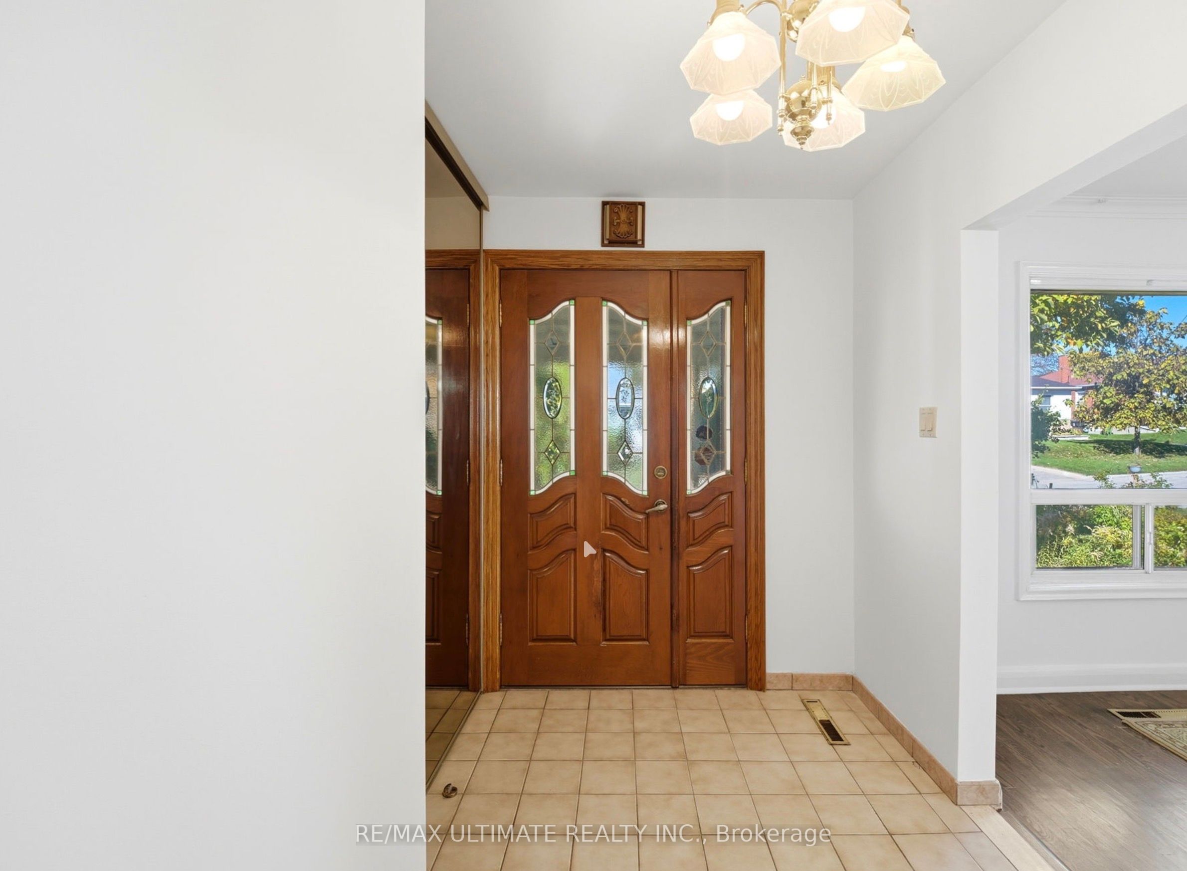 21 Tulip Drive Property Photo 3