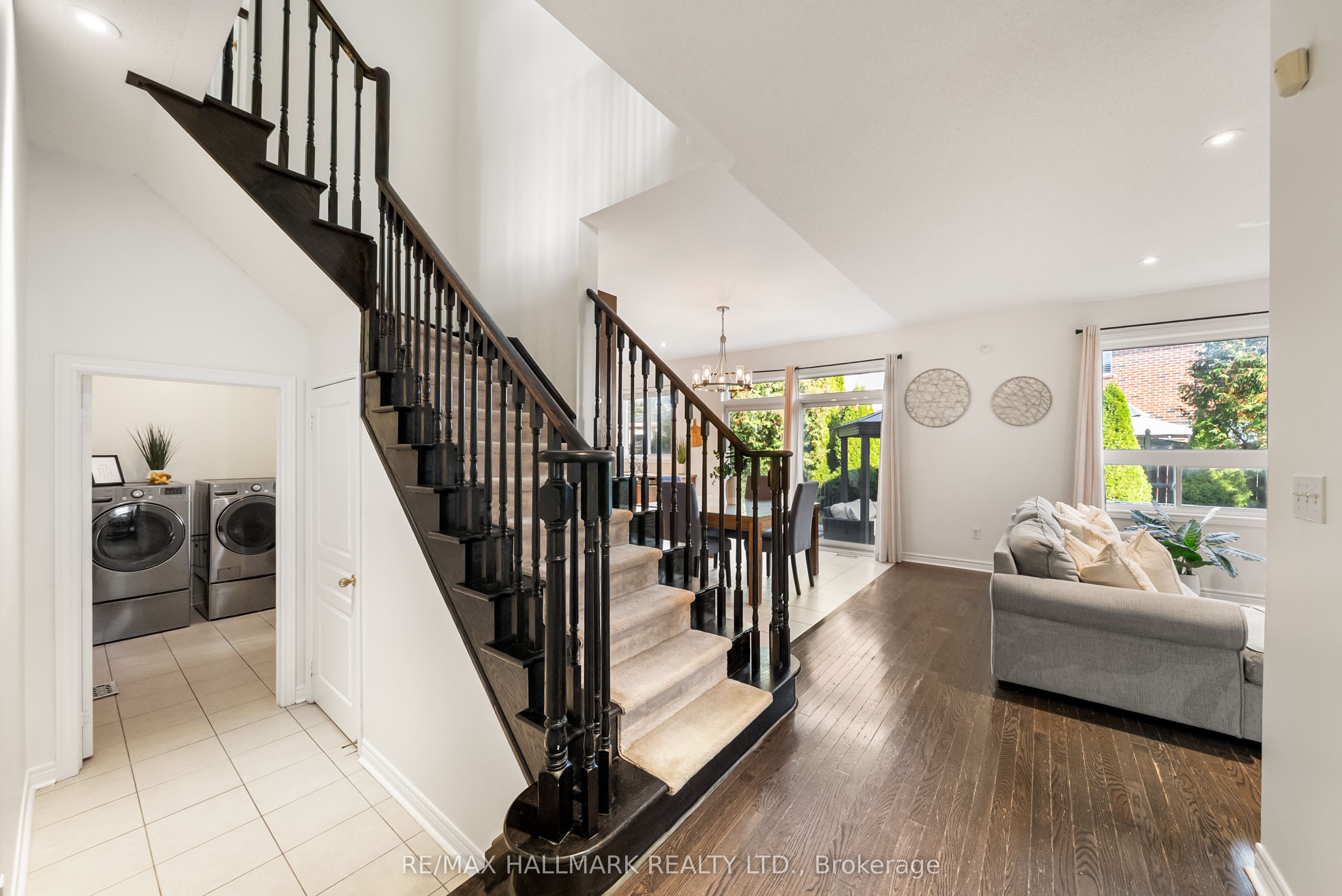583 Fleetwood Drive Property Photo 14