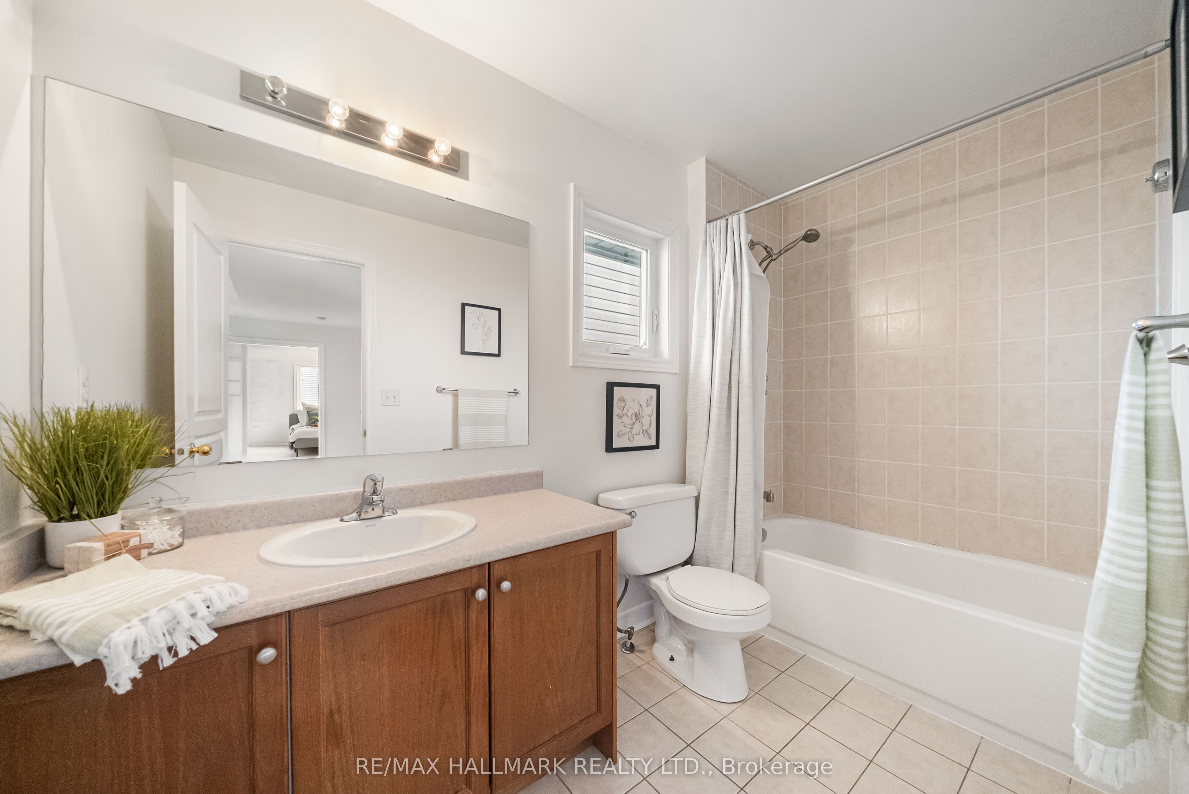 583 Fleetwood Drive Property Photo 26