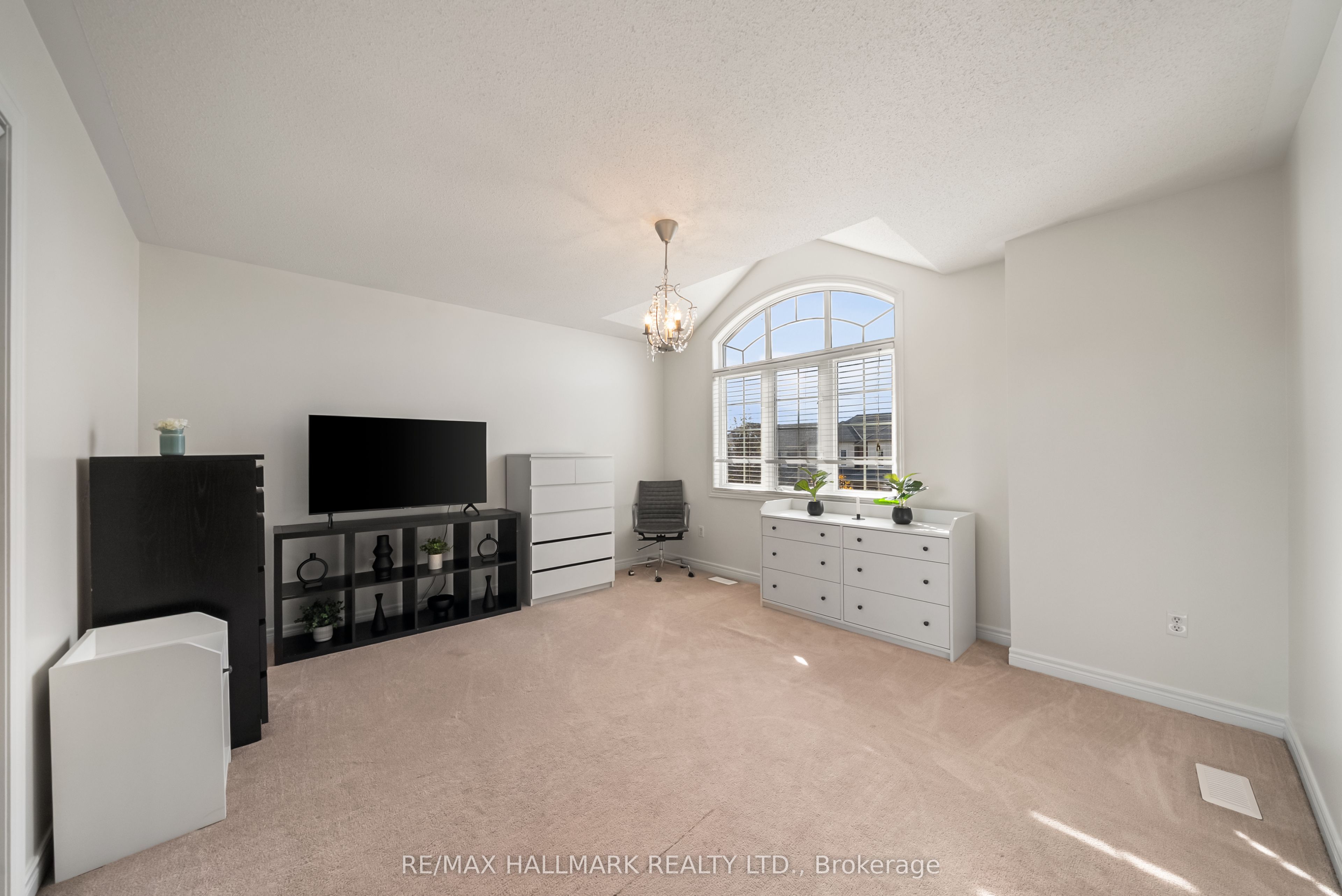 583 Fleetwood Drive Property Photo 30