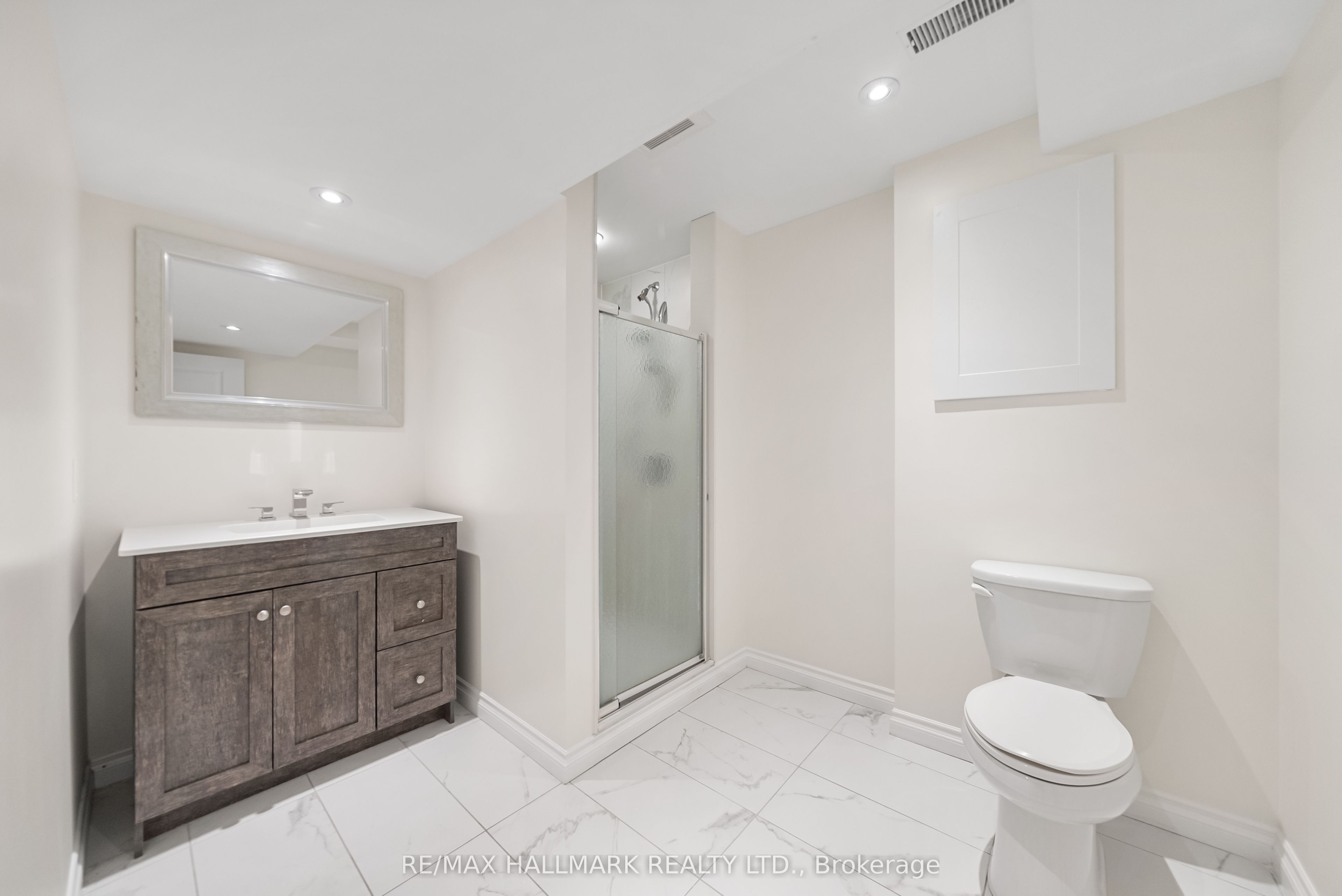 583 Fleetwood Drive Property Photo 44