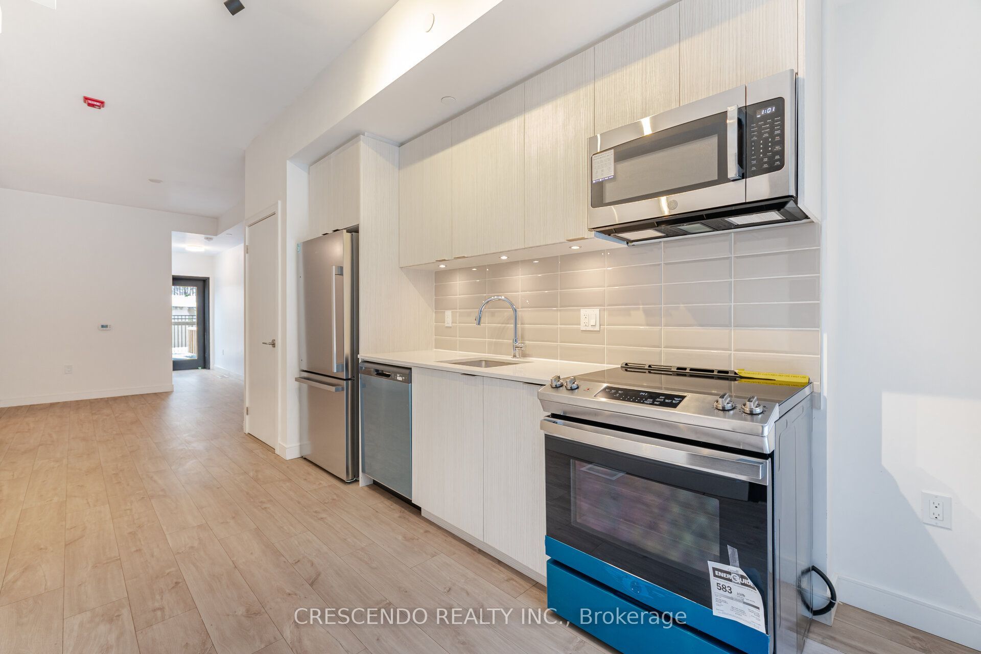 176 Clonmore Drive 8 Property Photo 4
