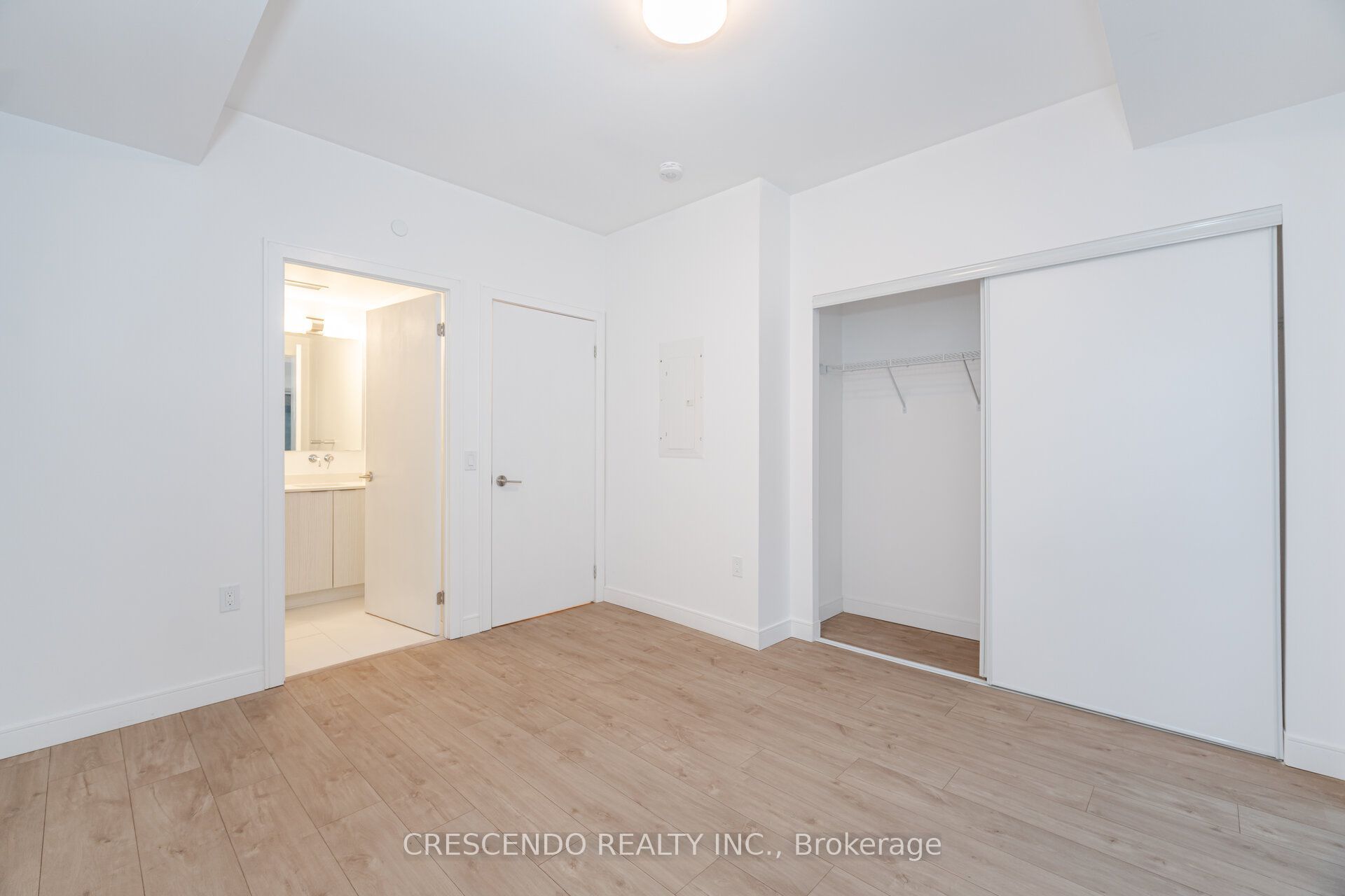 176 Clonmore Drive 8 Property Photo 10