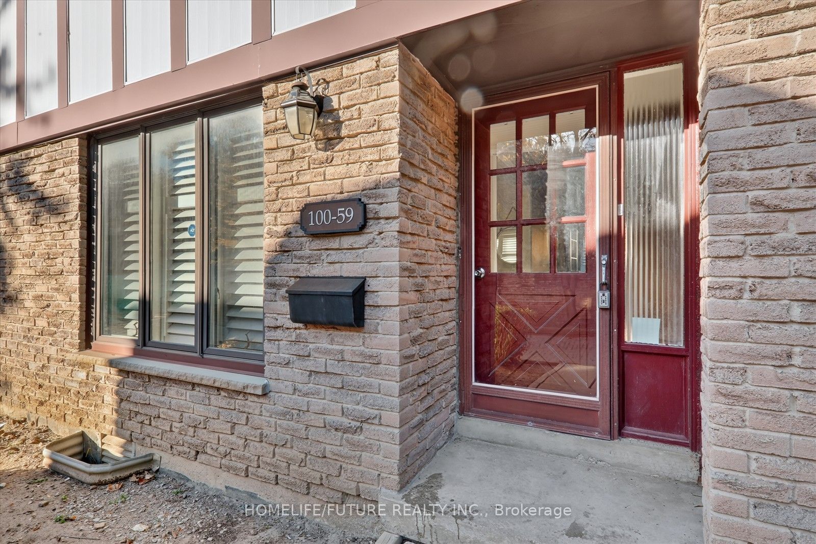 100 Burrows Hall Boulevard 59 Property Photo 3