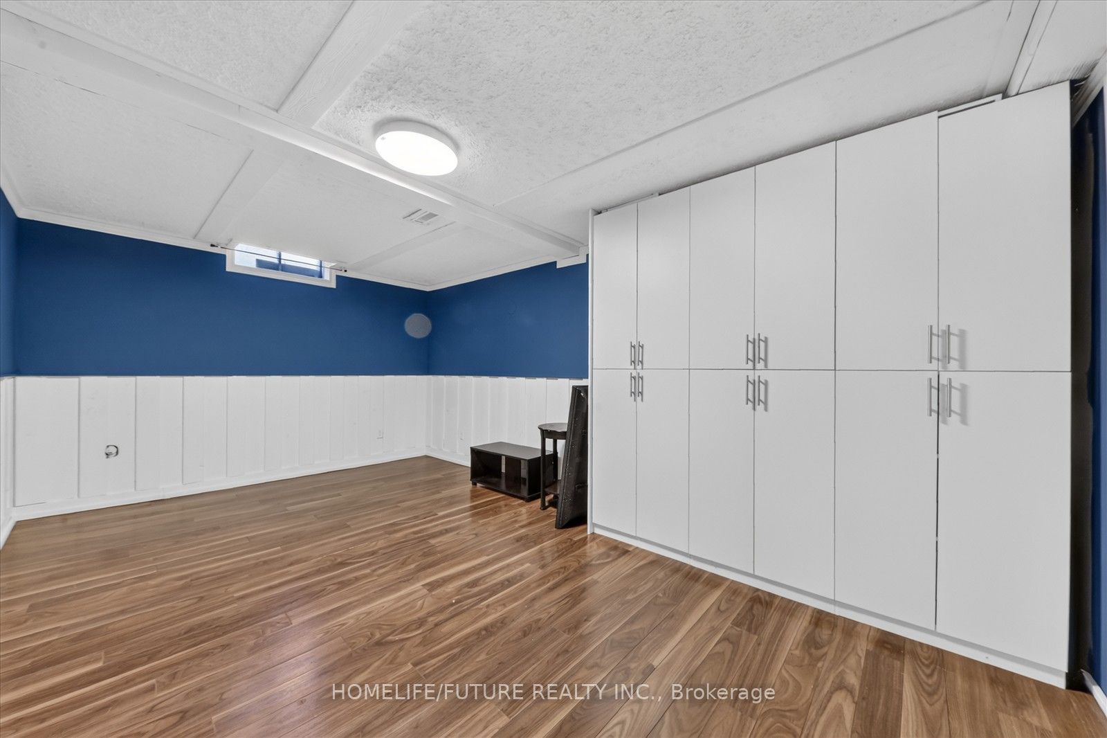 100 Burrows Hall Boulevard 59 Property Photo 23