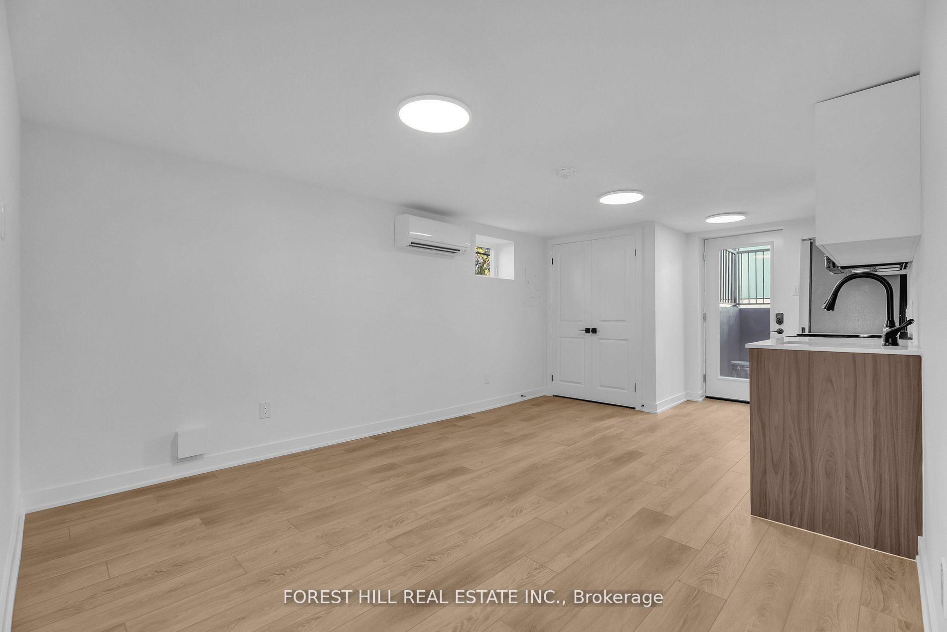 105 Galloway Road Unit D Property Photo 5