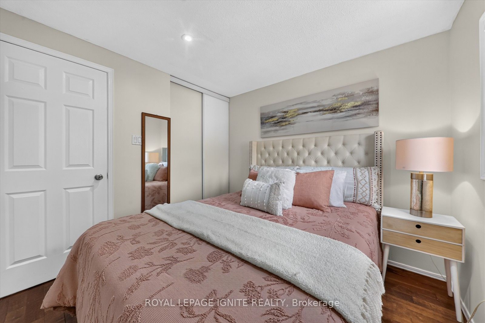 200 Murison Boulevard 33 Property Photo 25