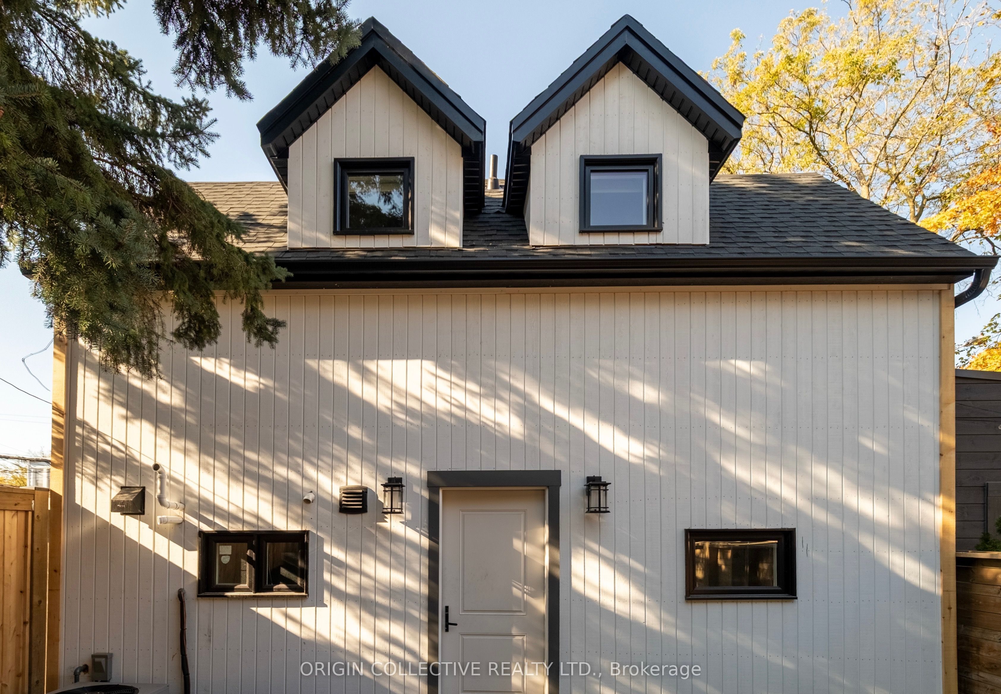 8 Oakdene Crescent Property Photo 1