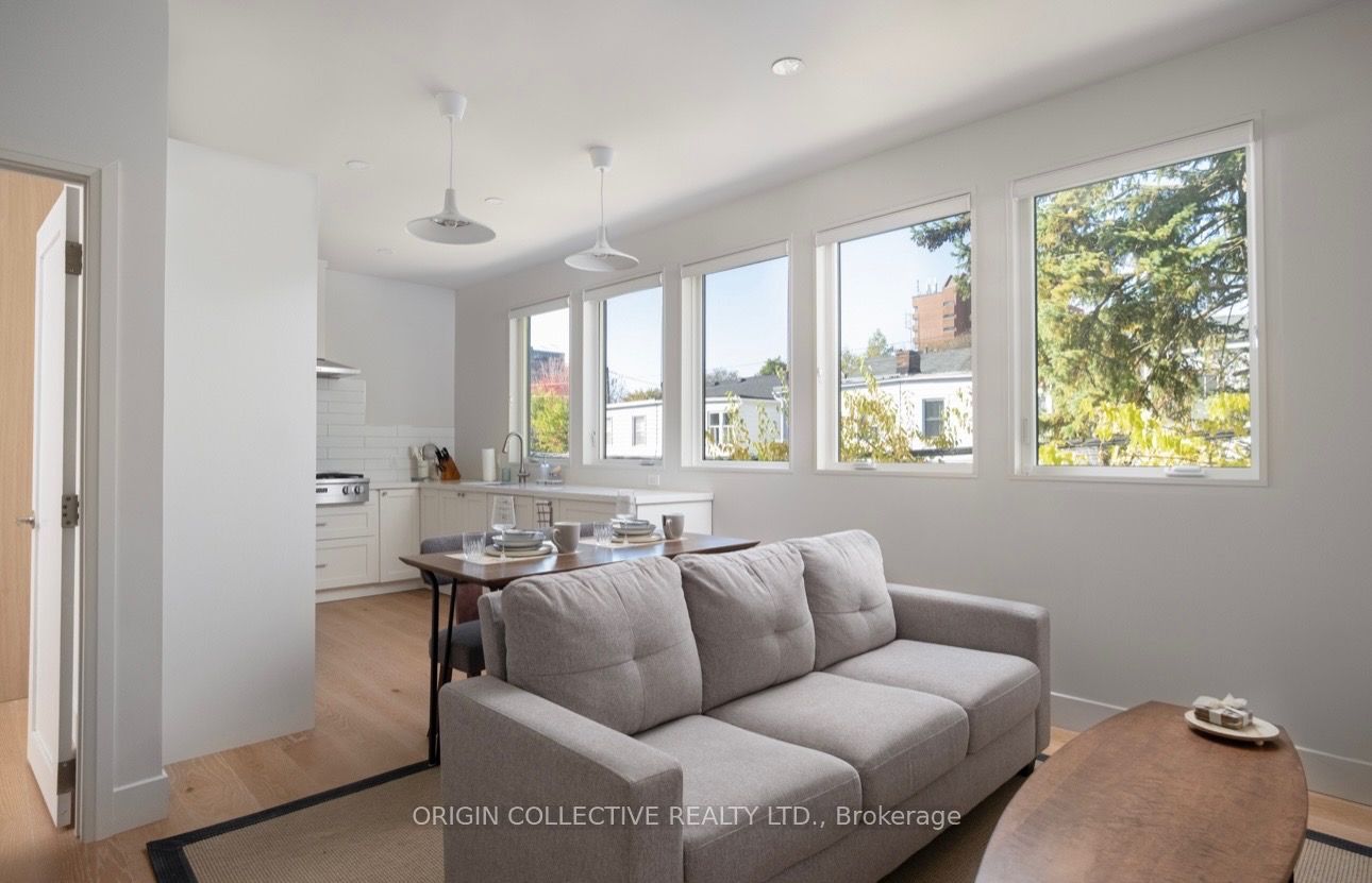 8 Oakdene Crescent Property Photo 6