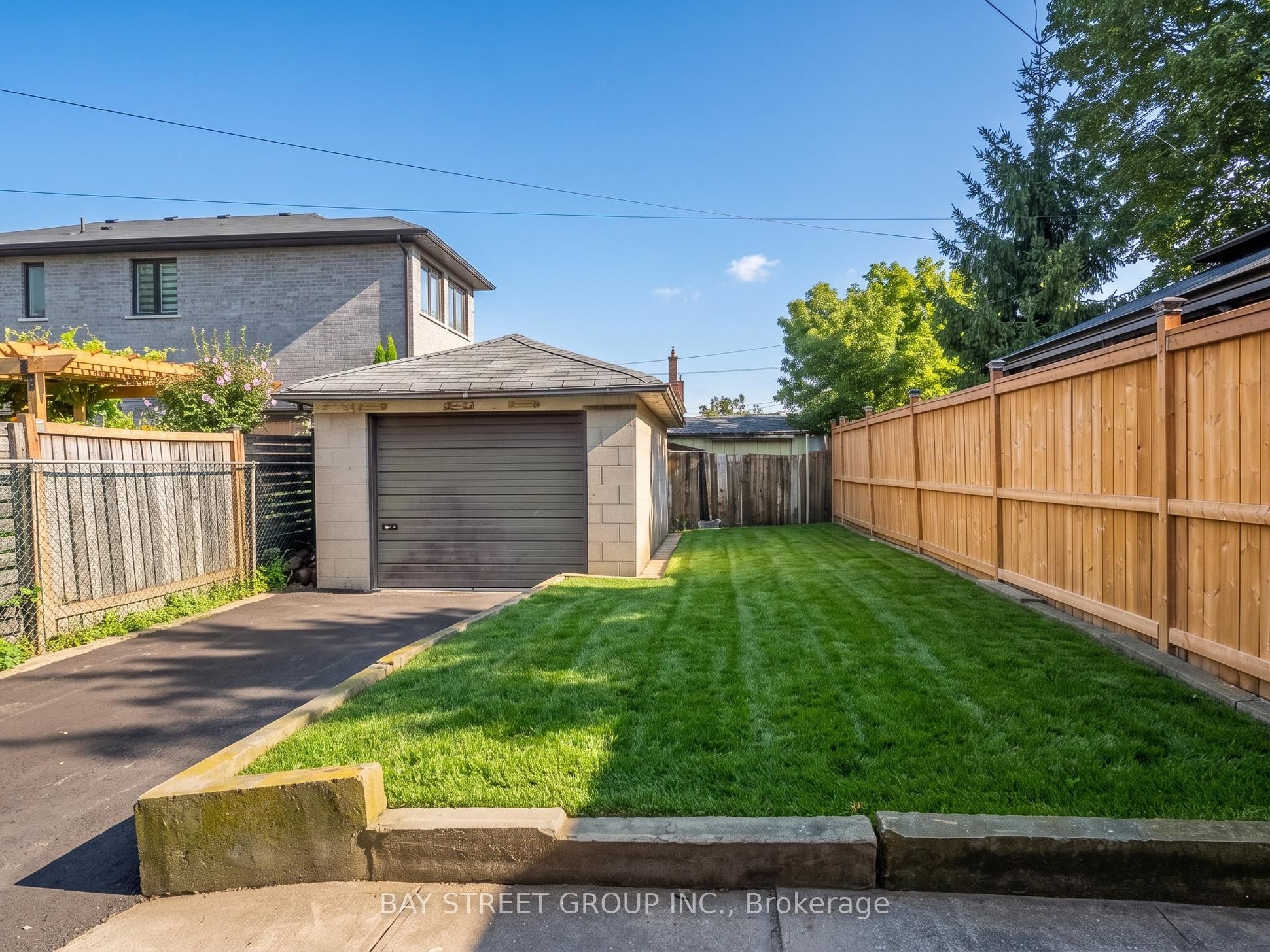 6 Moira Avenue Property Photo 37