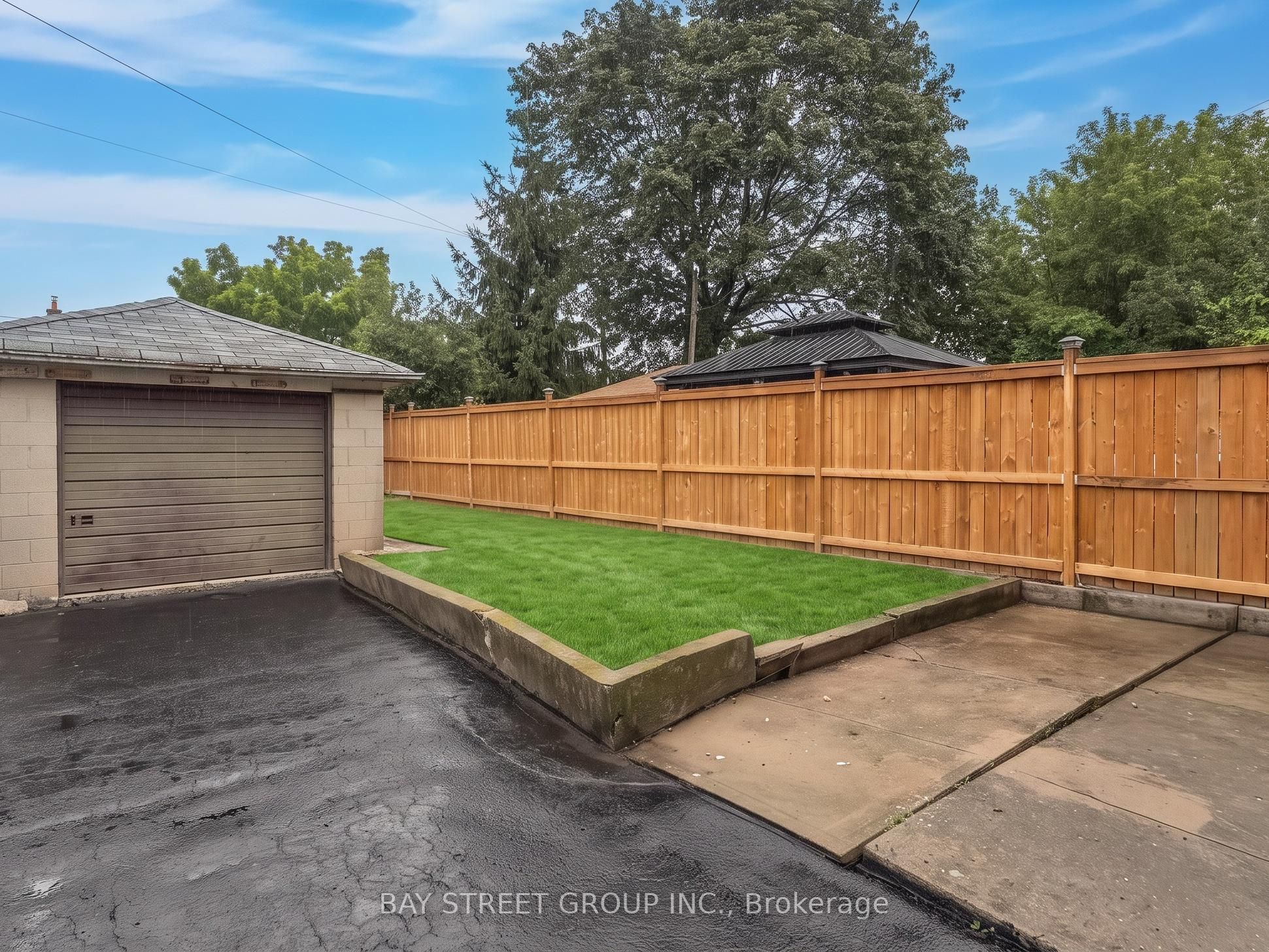 6 Moira Avenue Property Photo 38