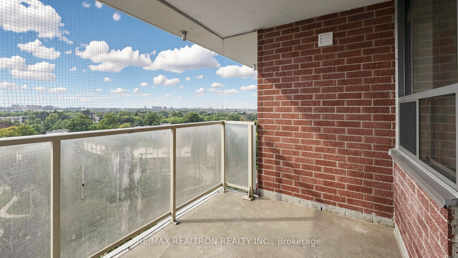 100 Wingarden Court 1415 Property Photo 15