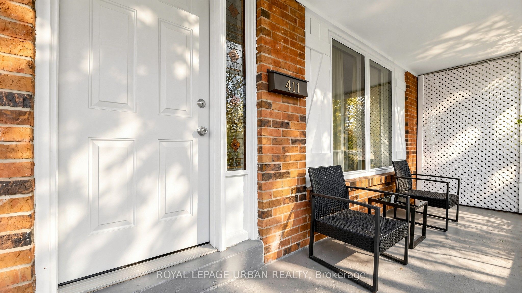 411 Fleetwood Drive Property Photo 3