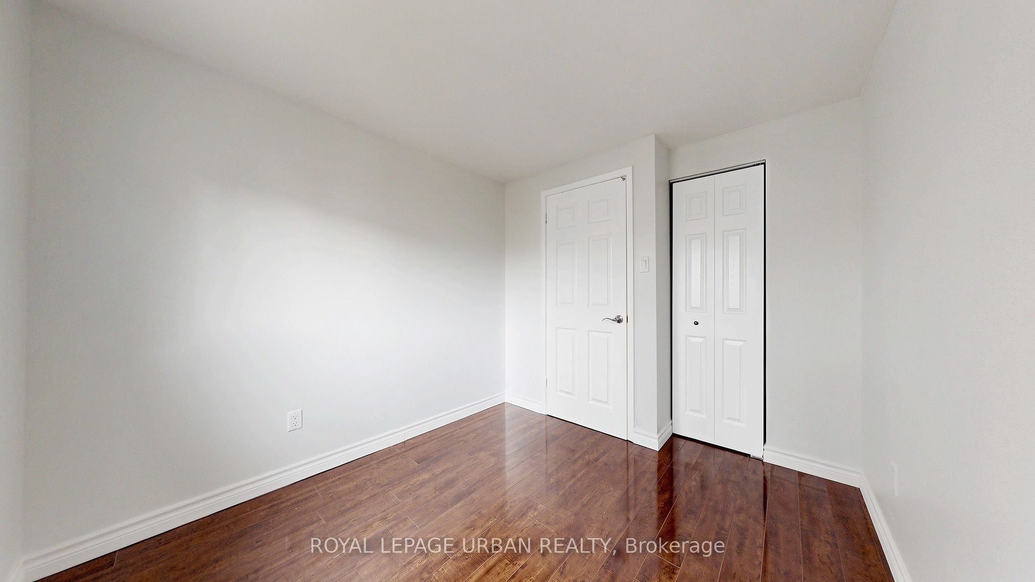 411 Fleetwood Drive Property Photo 22