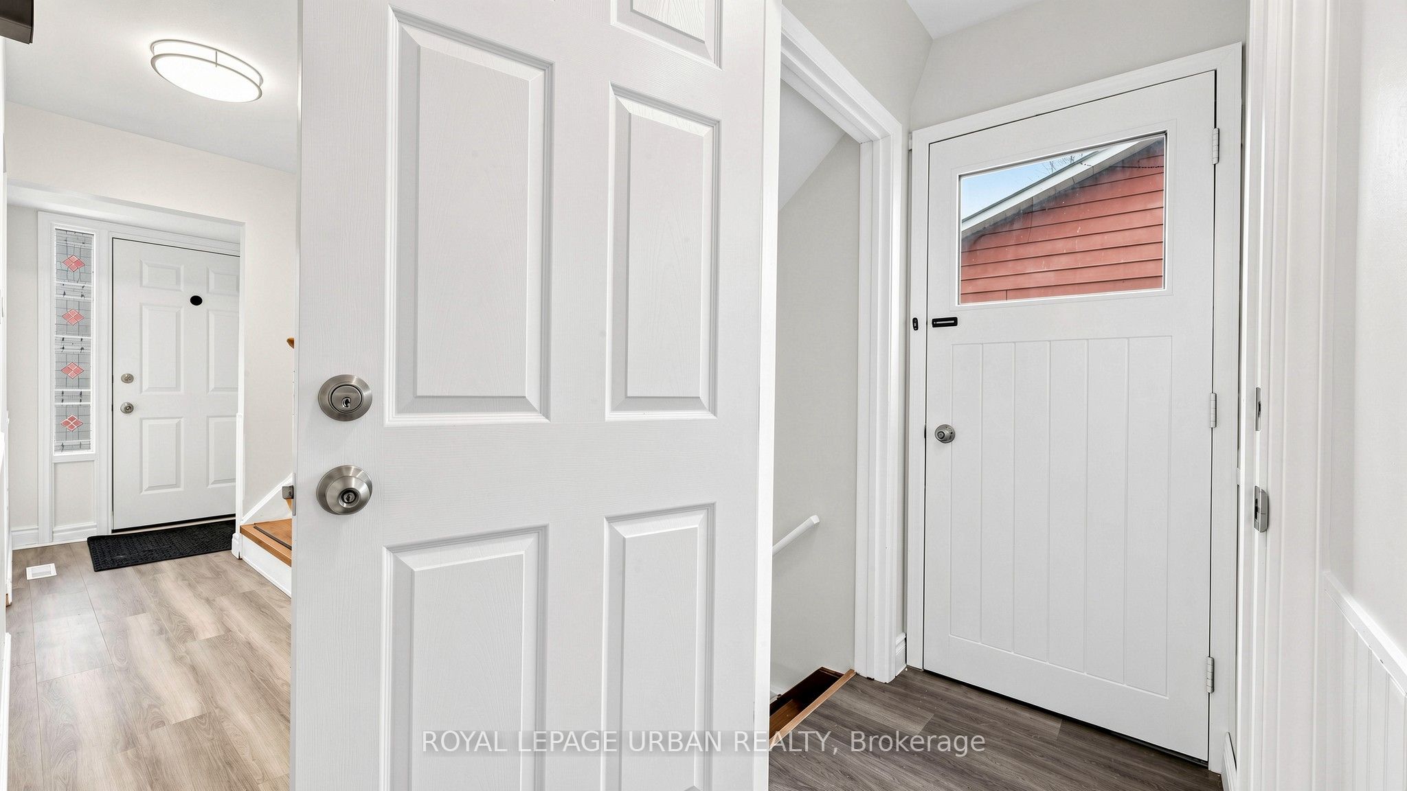 411 Fleetwood Drive Property Photo 38