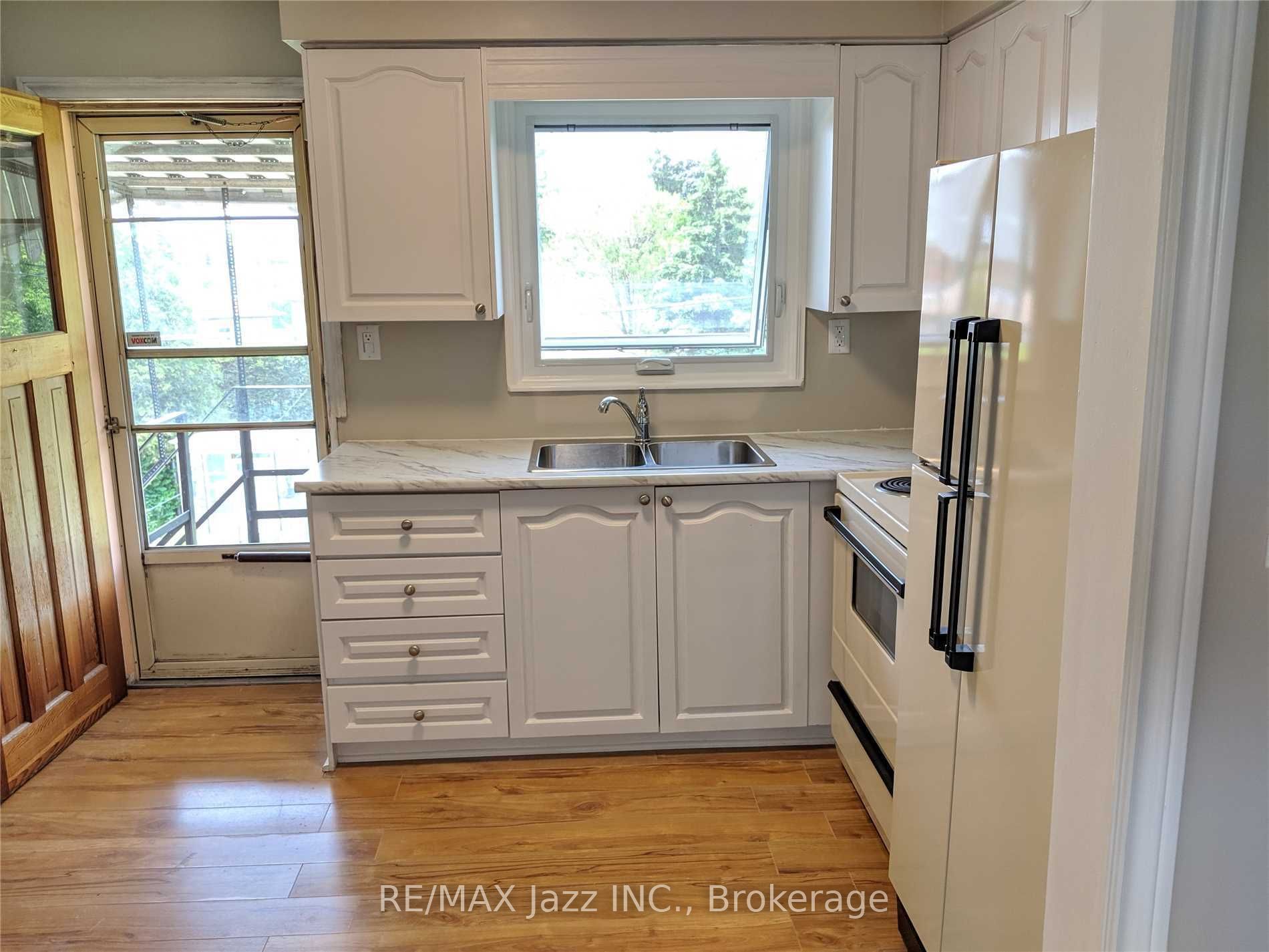 110 Cabot Street Property Photo 3