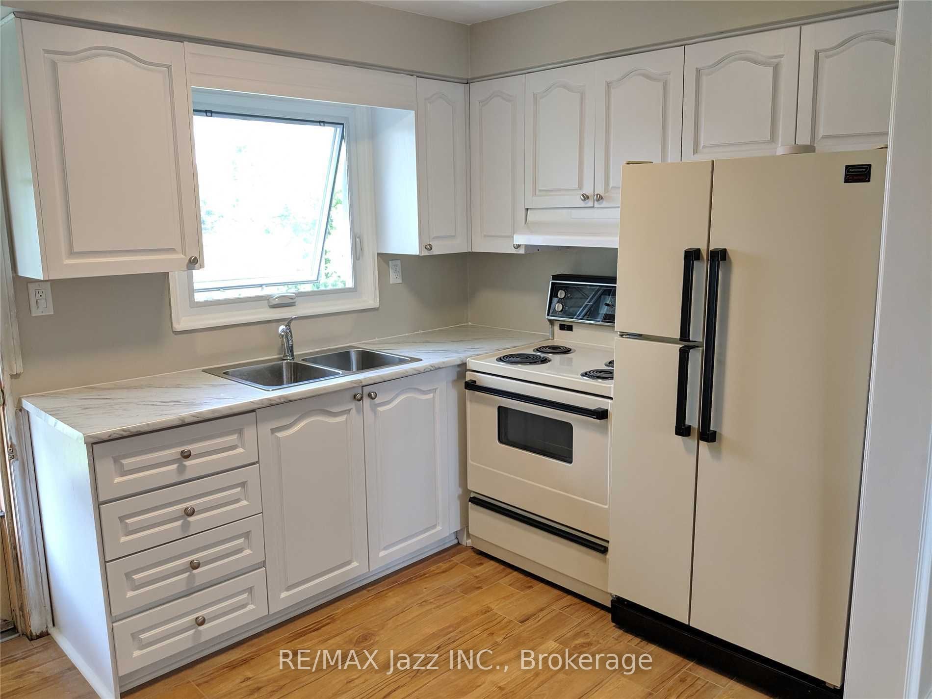 110 Cabot Street Property Photo 4