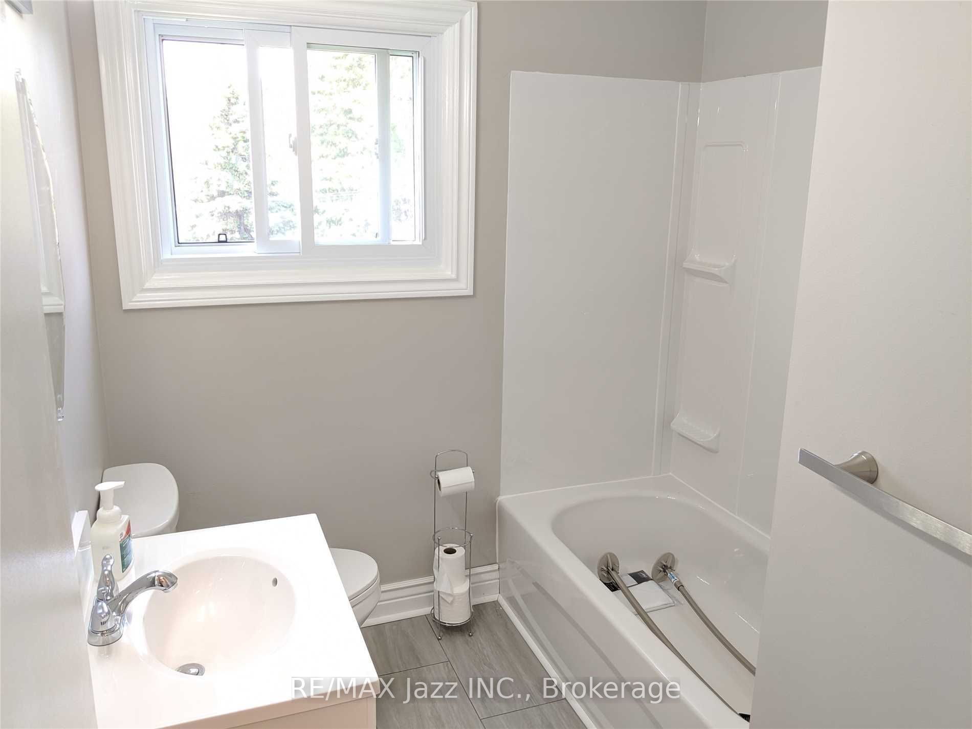 110 Cabot Street Property Photo 6