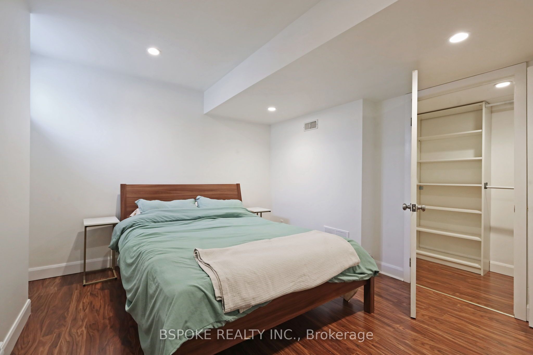 42 Lark Street Bsmt Property Photo 18