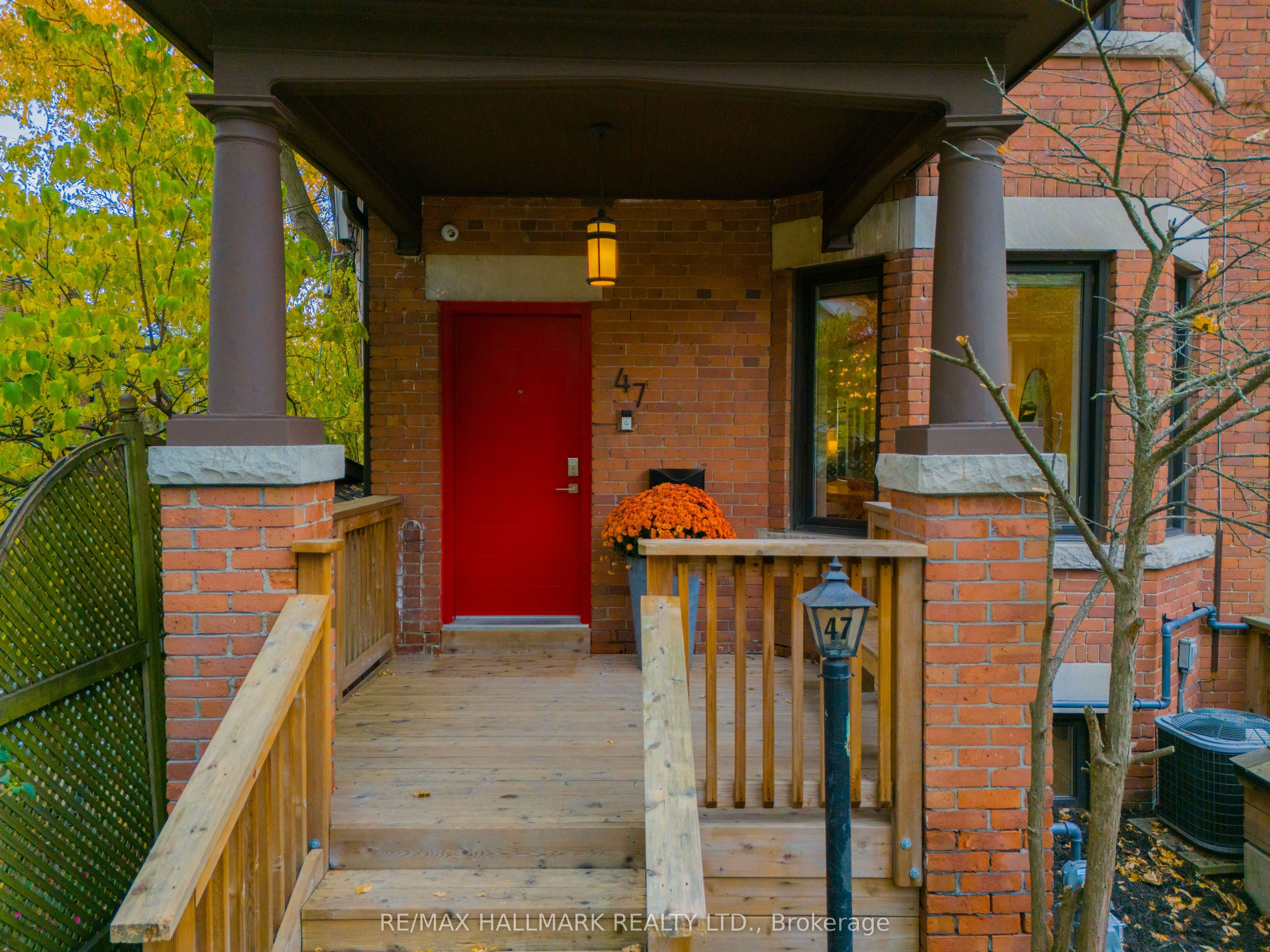 47 Albemarle Avenue Property Photo 2