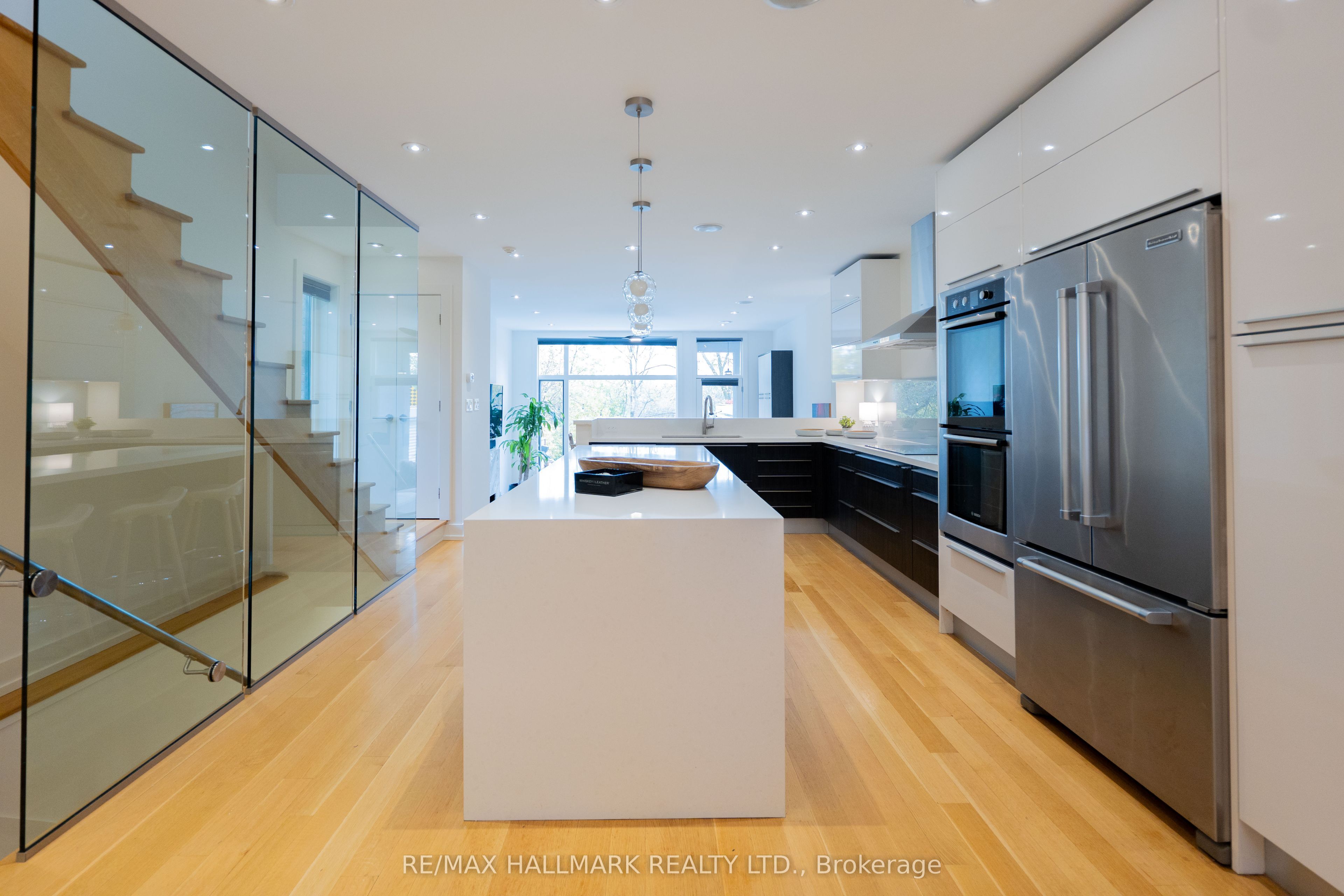 47 Albemarle Avenue Property Photo 6