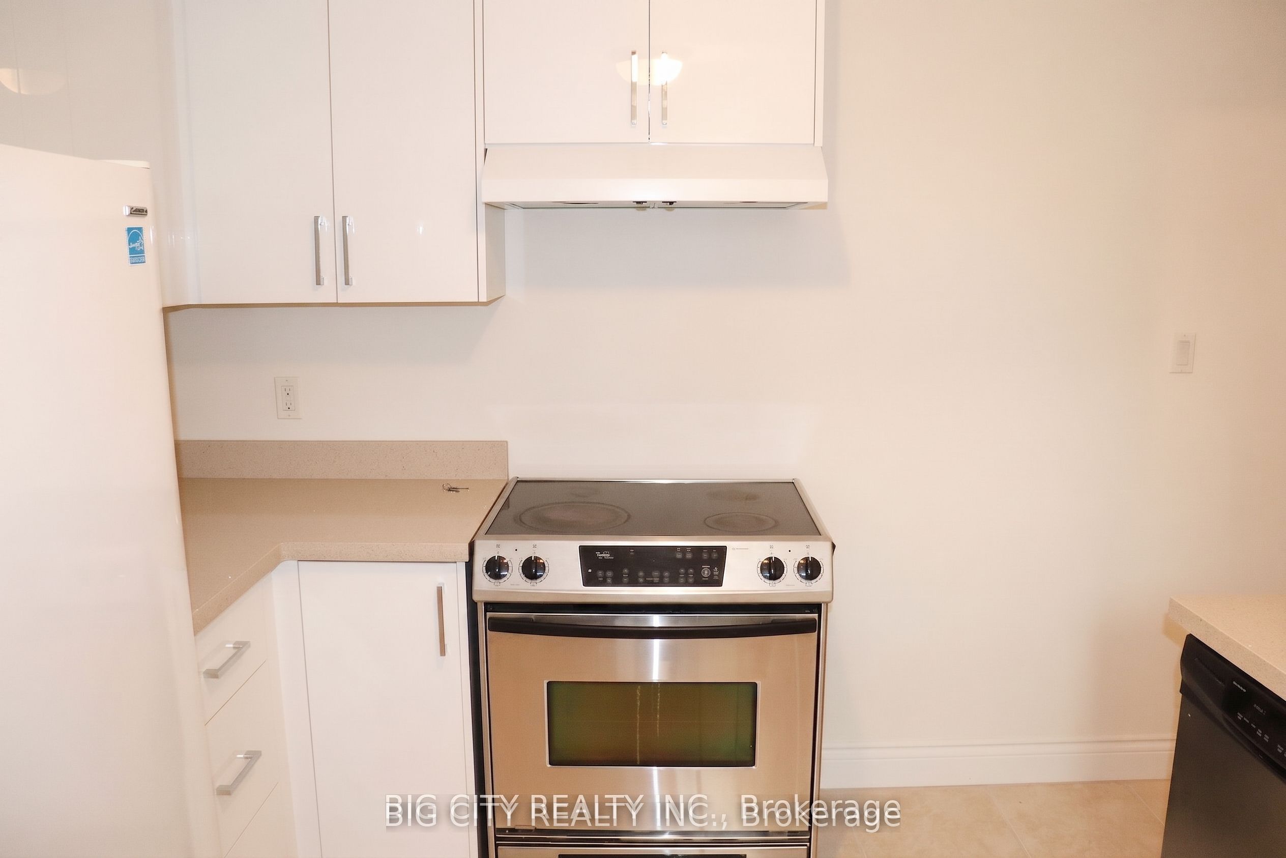 30 Lozoway Drive Property Photo 19