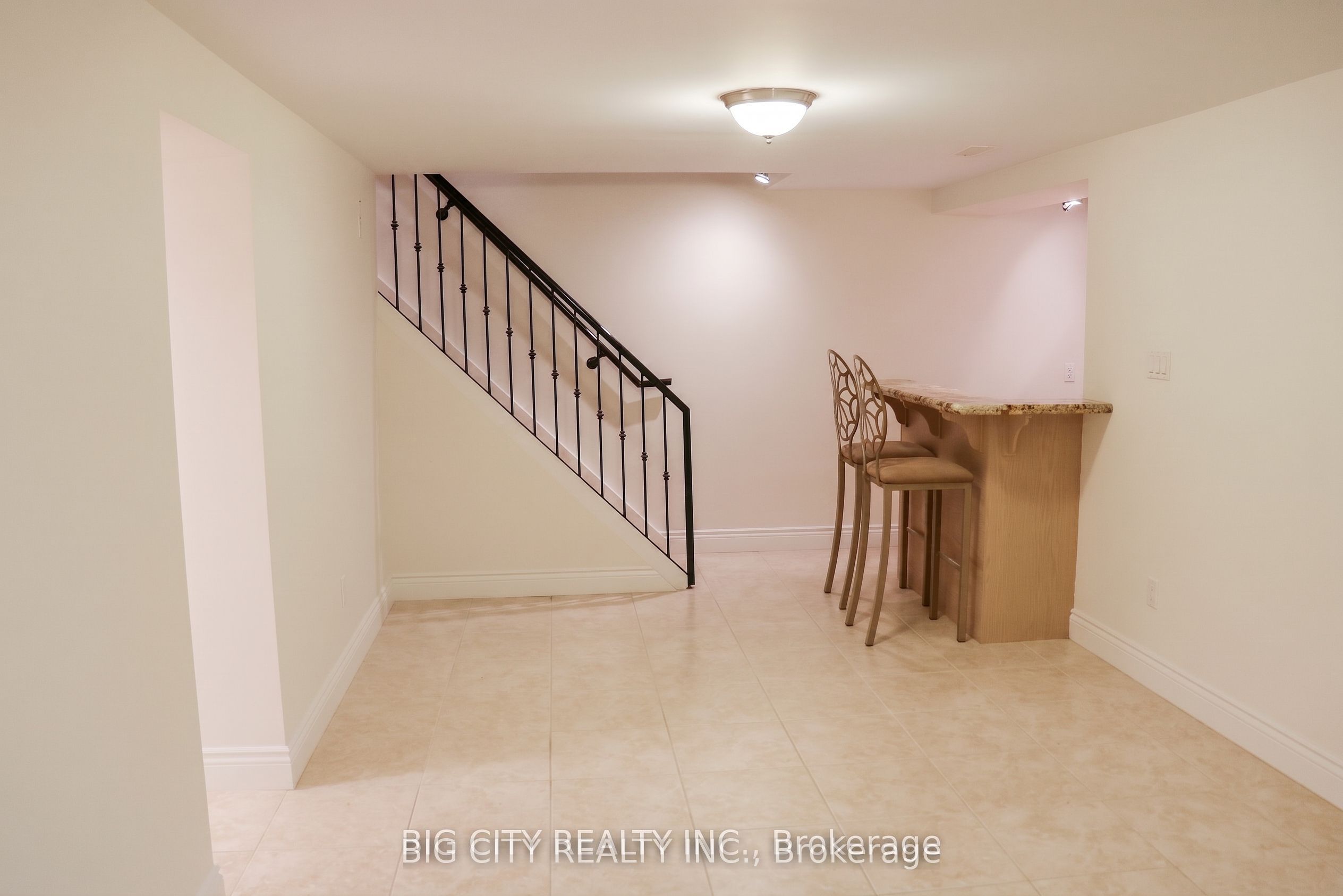 30 Lozoway Drive Property Photo 26