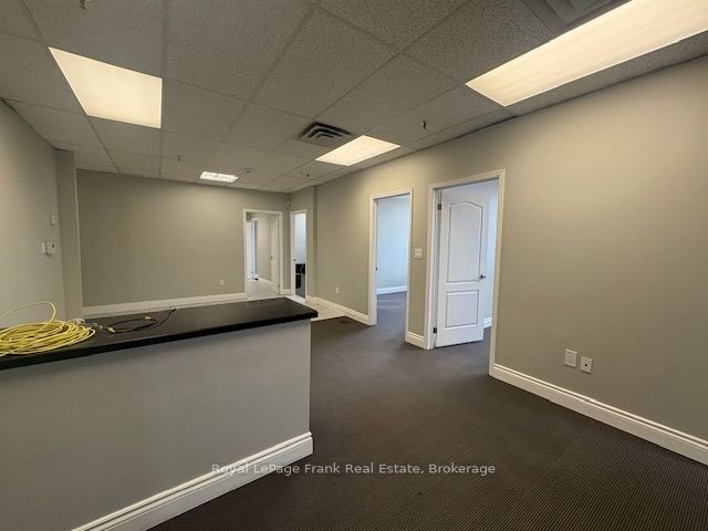 114 Dundas Street E 206 Property Photo 6