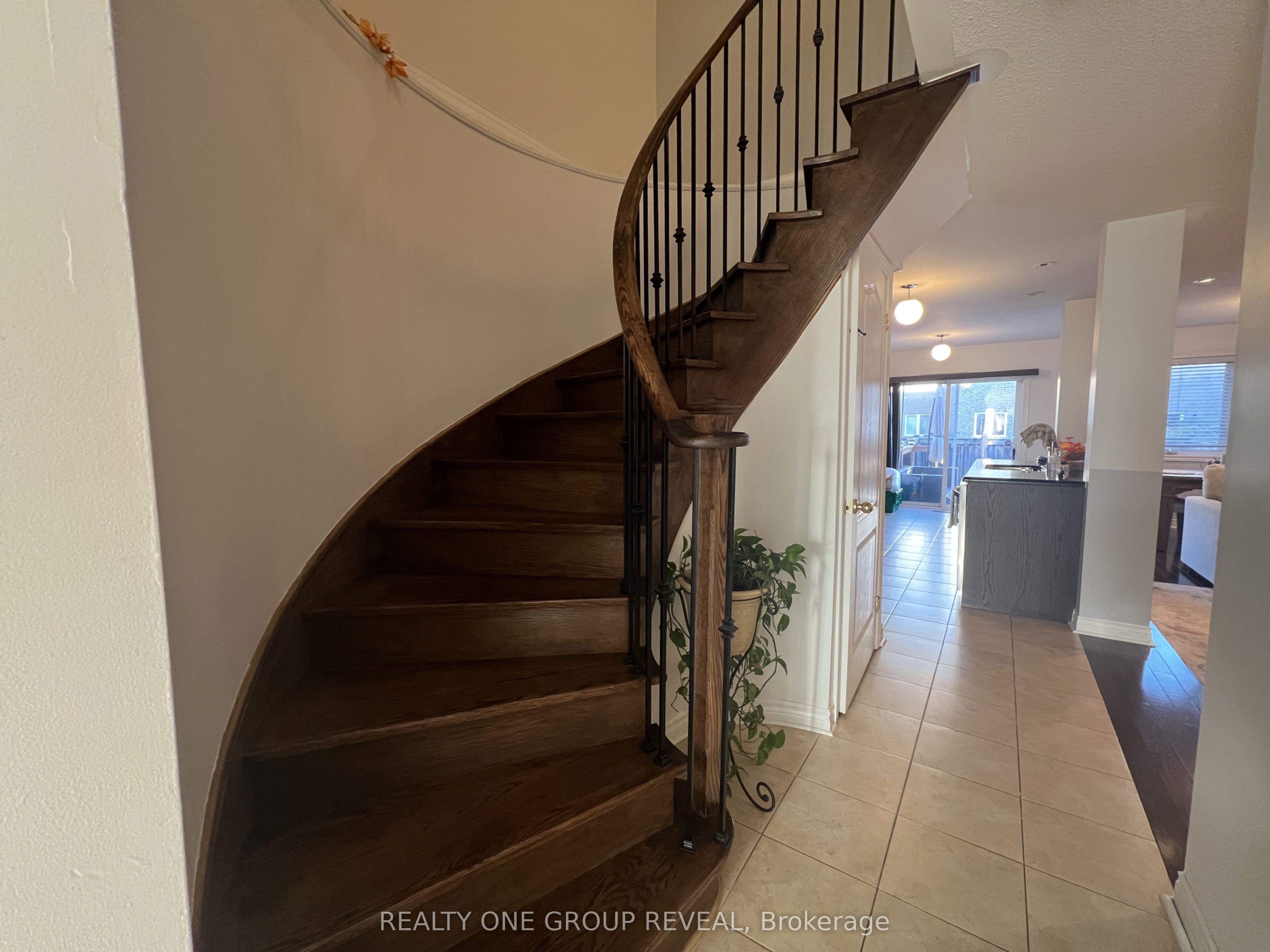 13 Enderly Street Property Photo 9