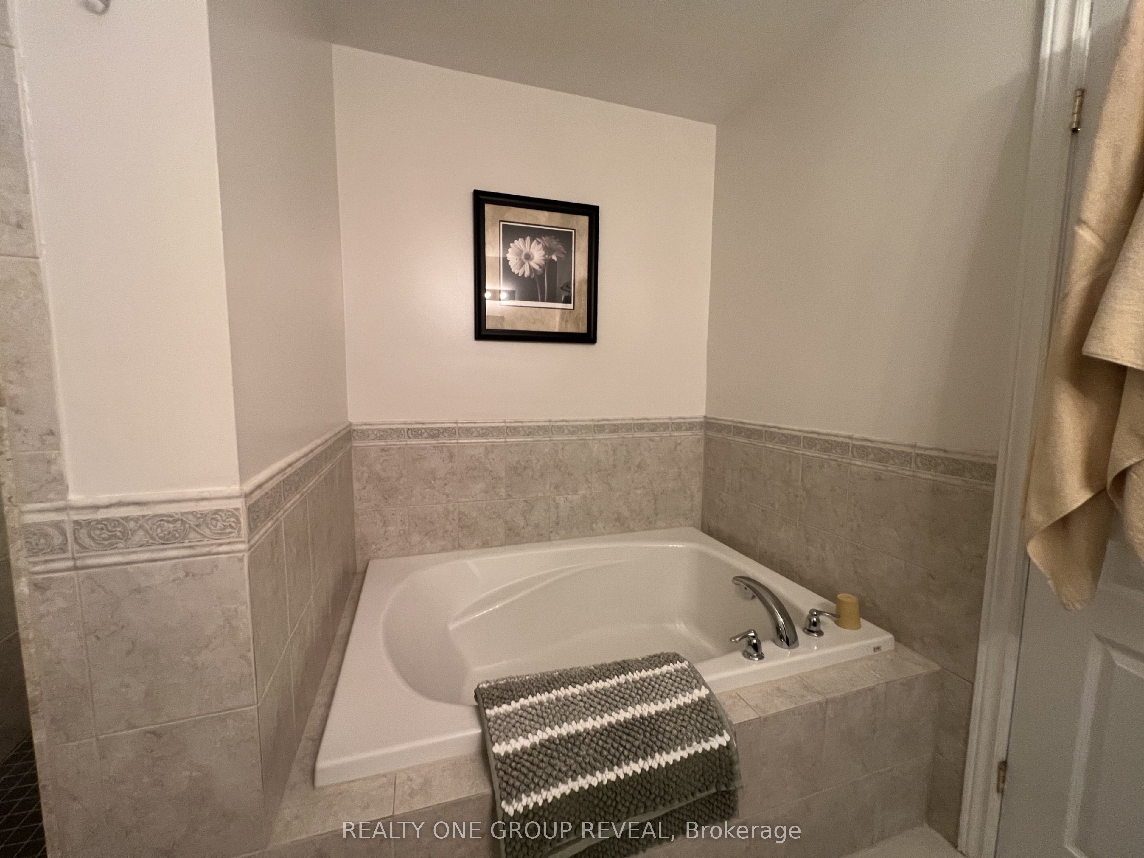 13 Enderly Street Property Photo 12