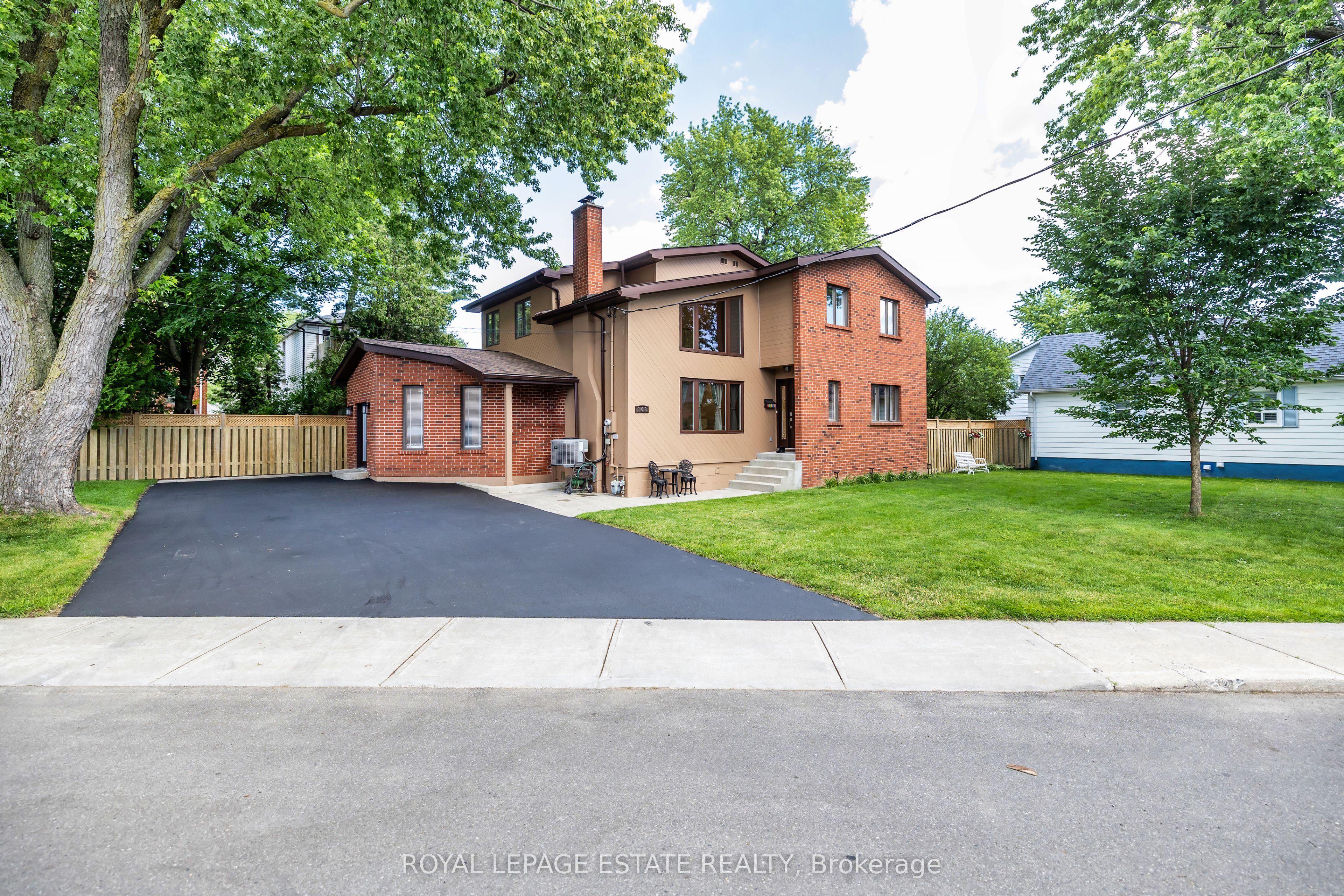 103 Aylesworth Avenue Property Photo 2