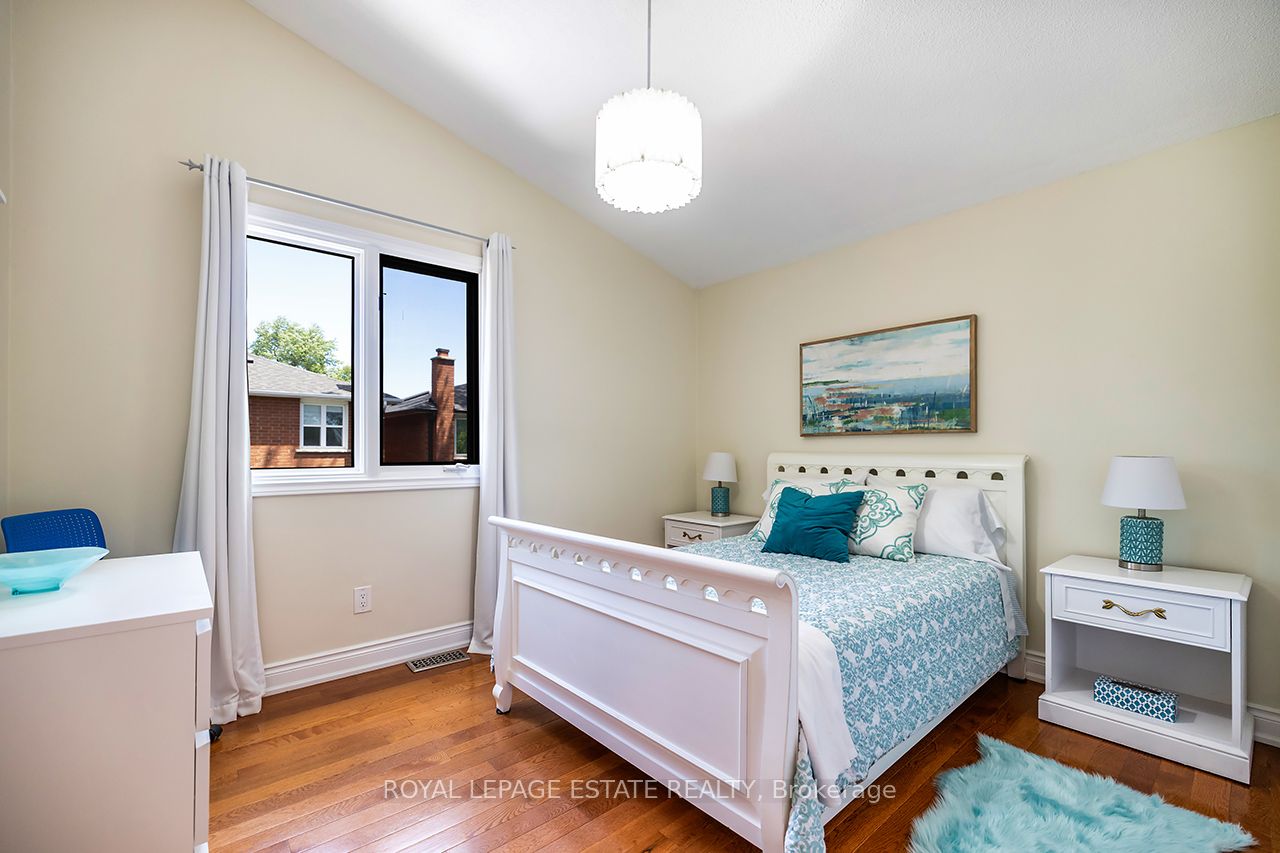 103 Aylesworth Avenue Property Photo 17