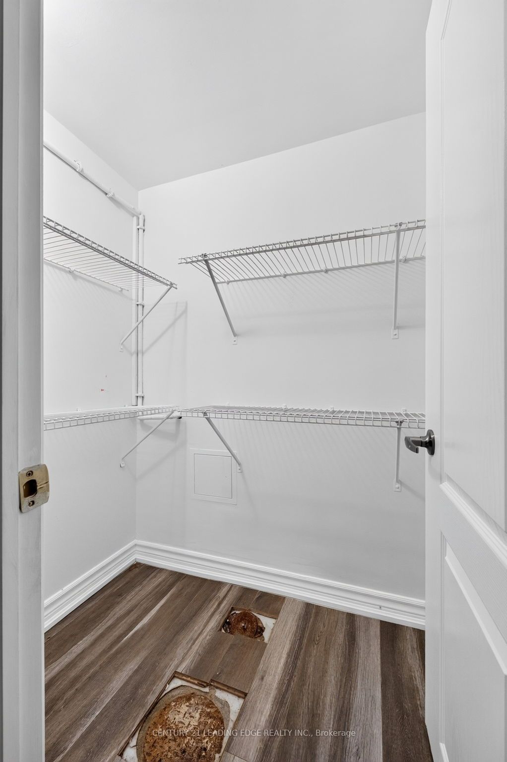382 Fairlawn Street Property Photo 41
