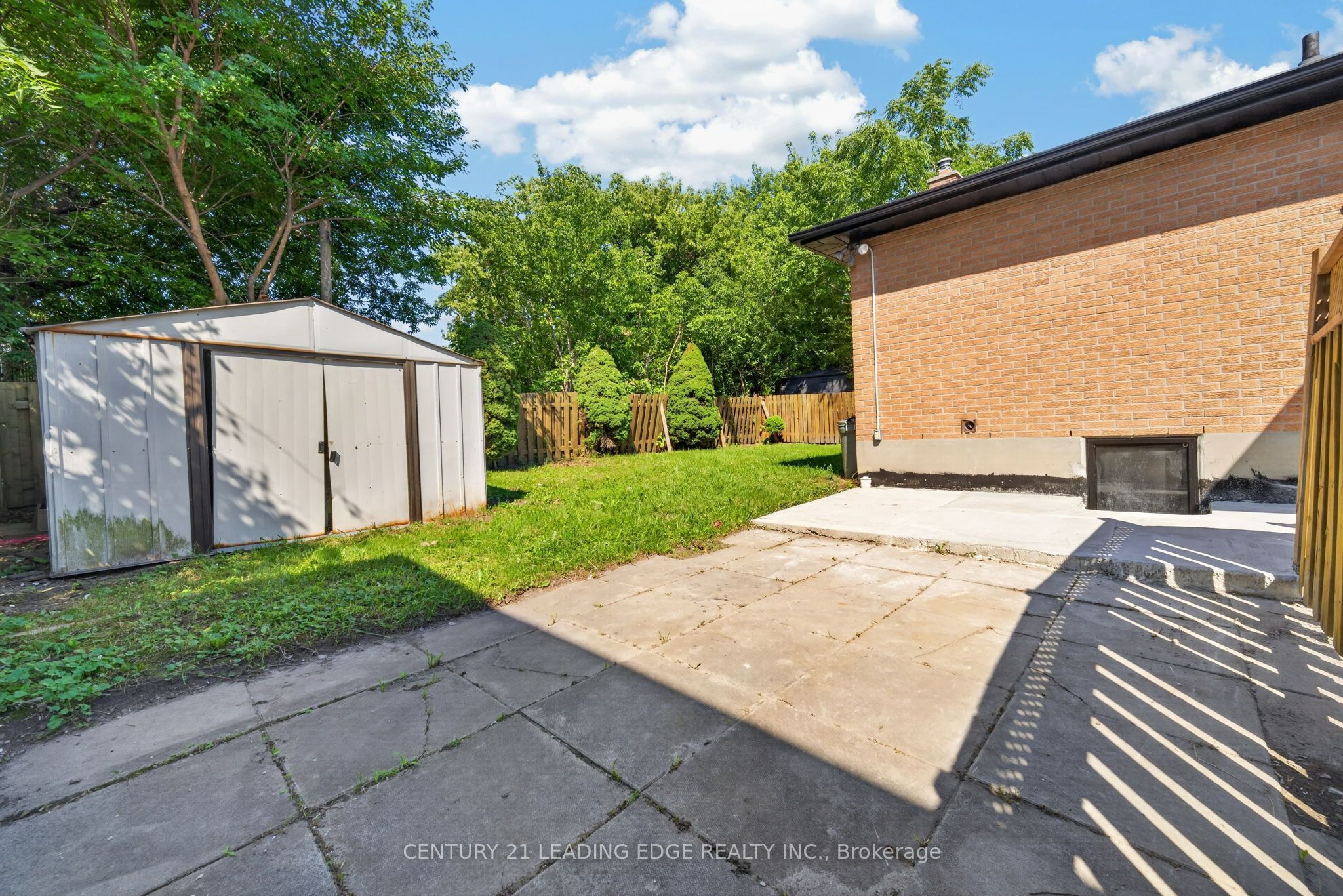 382 Fairlawn Street Property Photo 45