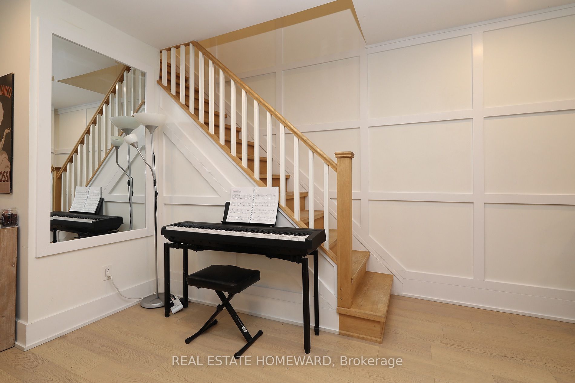 31 Woodrow Avenue Property Photo 12