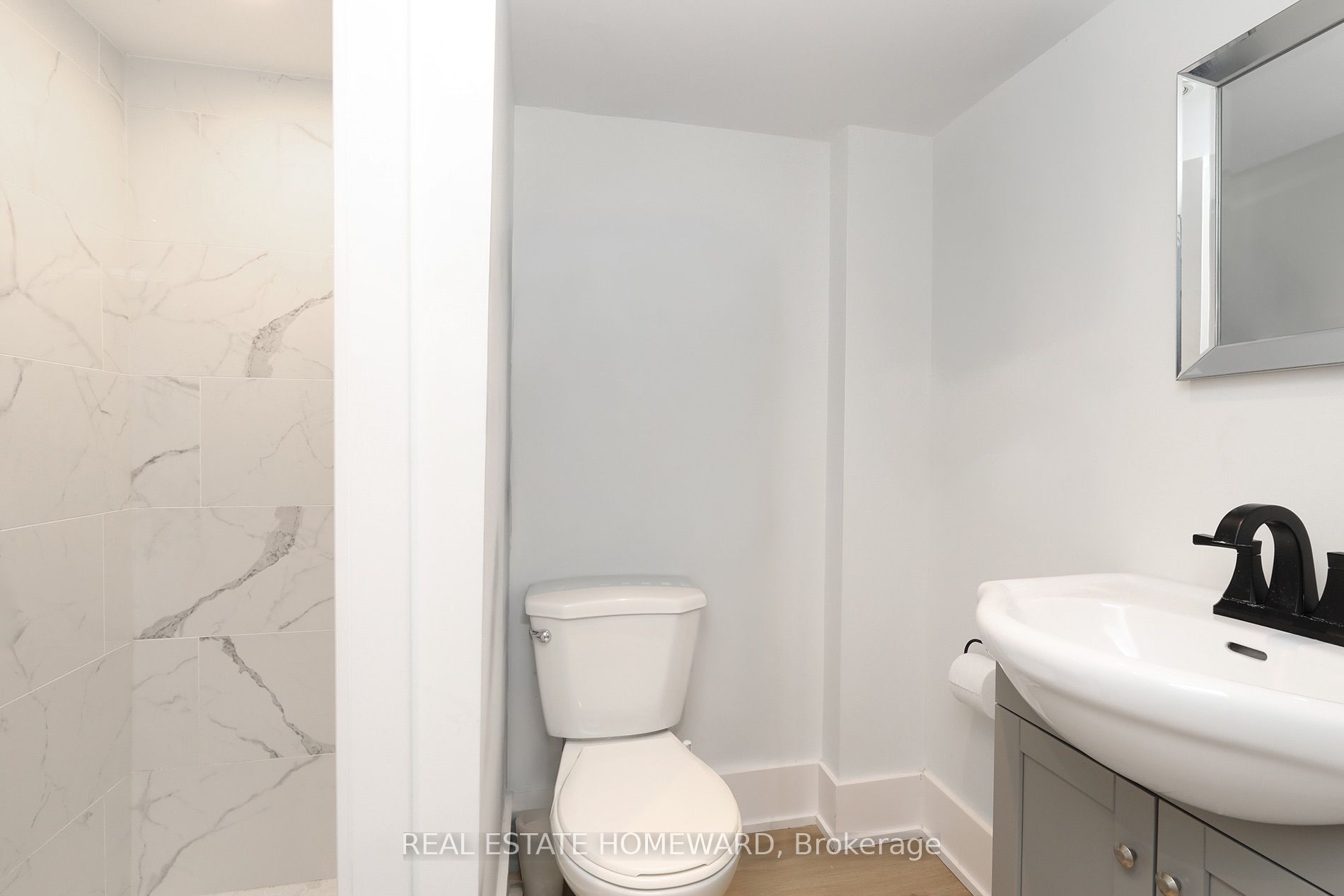 31 Woodrow Avenue Property Photo 34