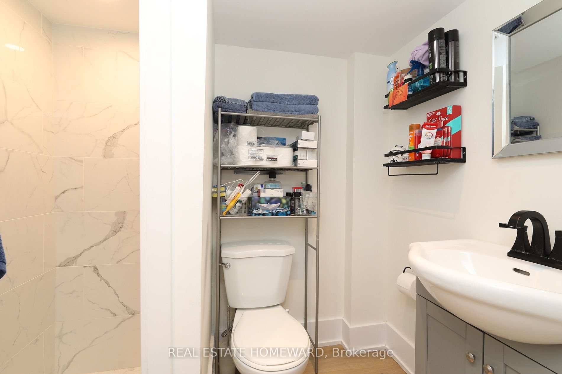 31 Woodrow Avenue Property Photo 35