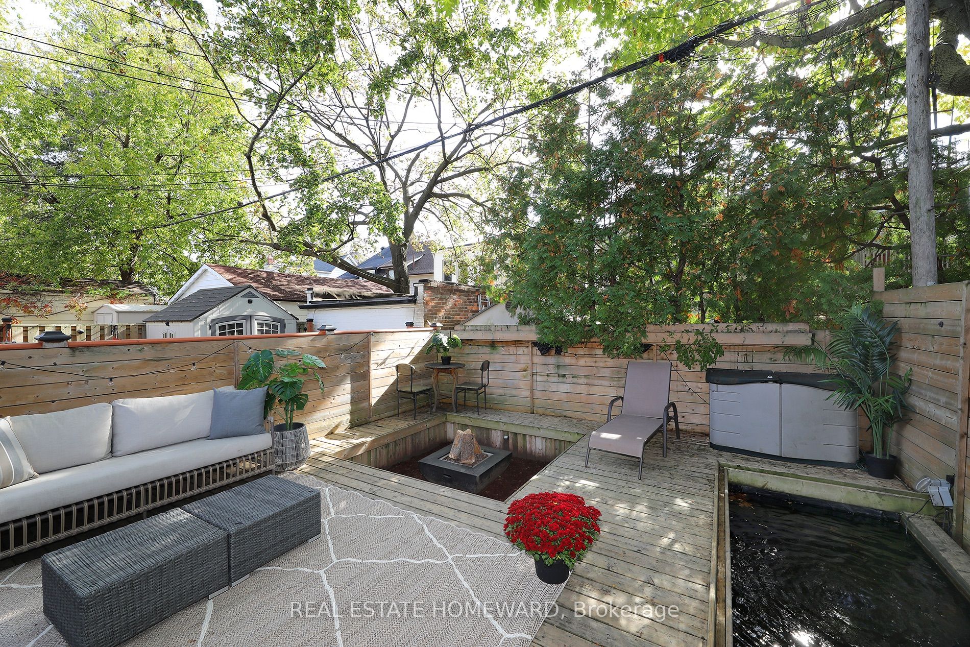 31 Woodrow Avenue Property Photo 41