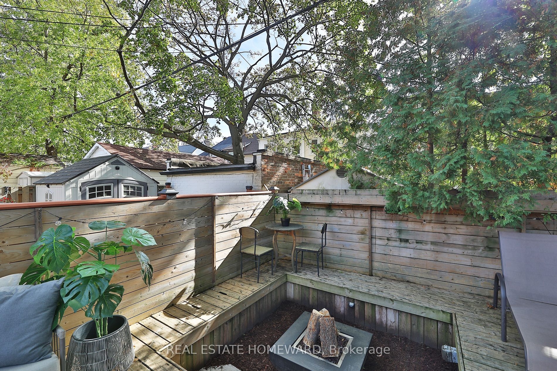 31 Woodrow Avenue Property Photo 42