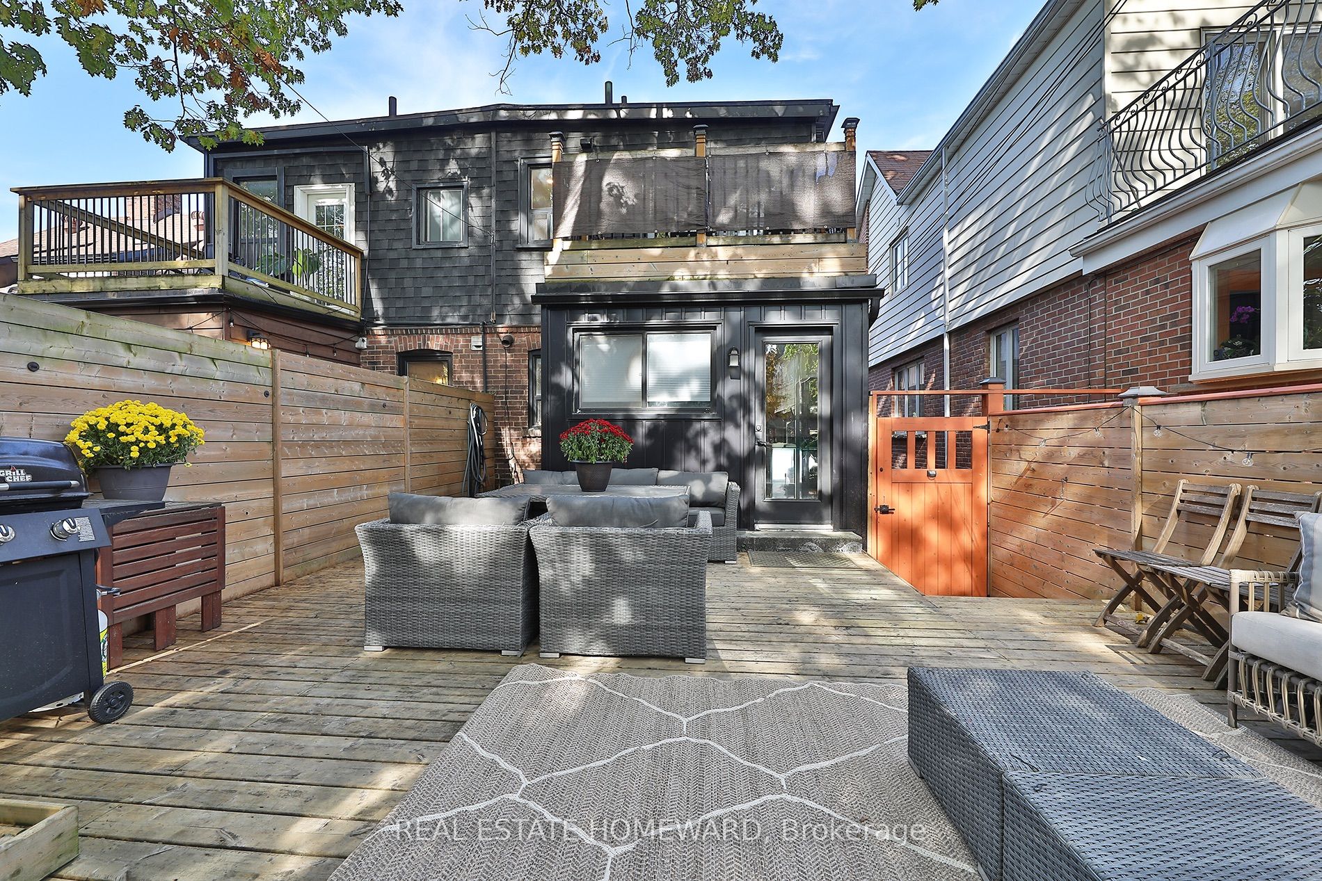 31 Woodrow Avenue Property Photo 44