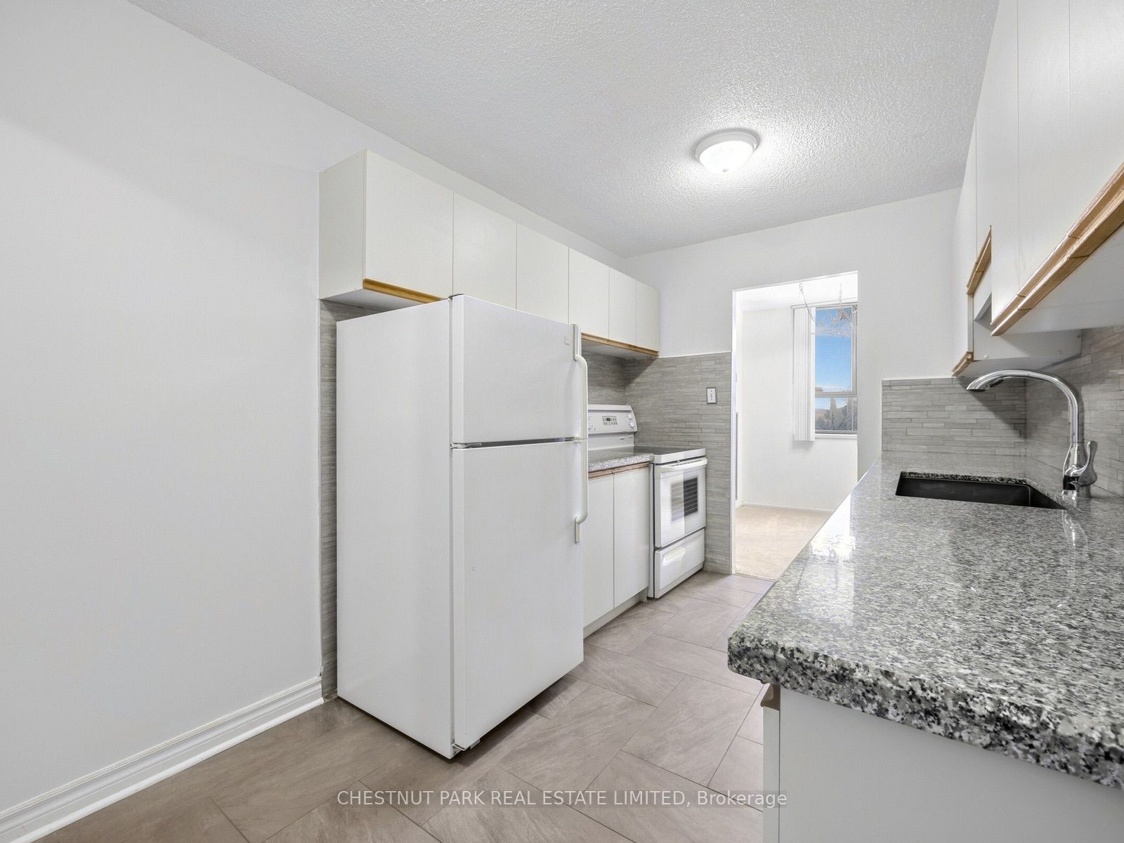 121 Trudelle Street 502 Property Photo 11