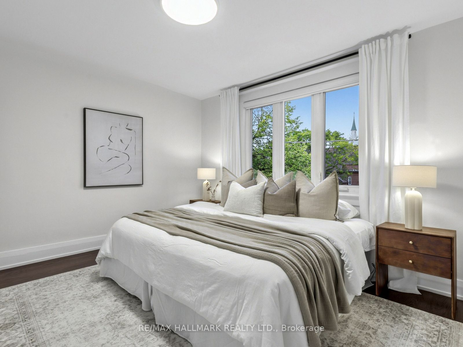 235 Glebeholme Boulevard Property Photo 16